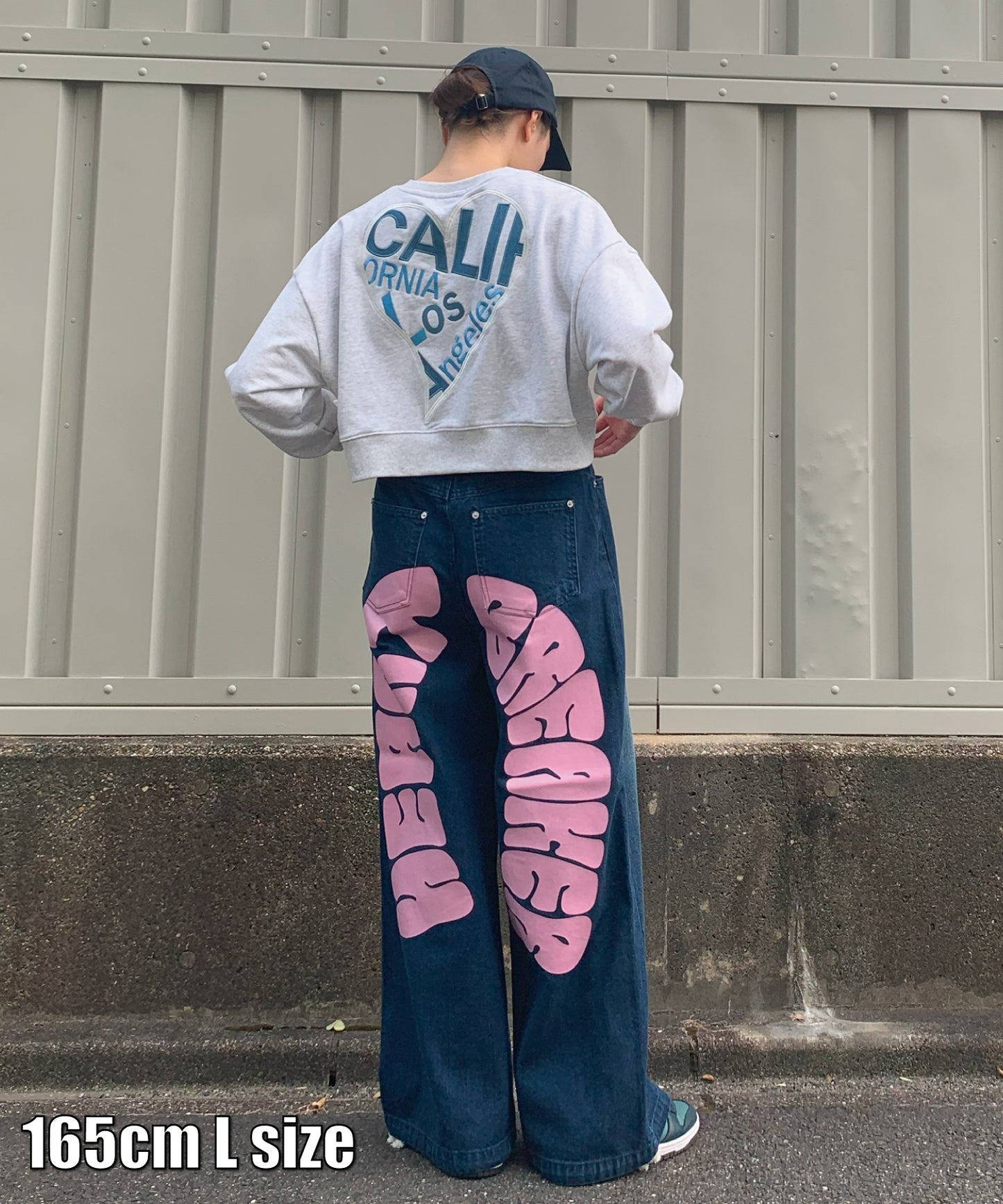 バックアーチロゴデニムパンツ
