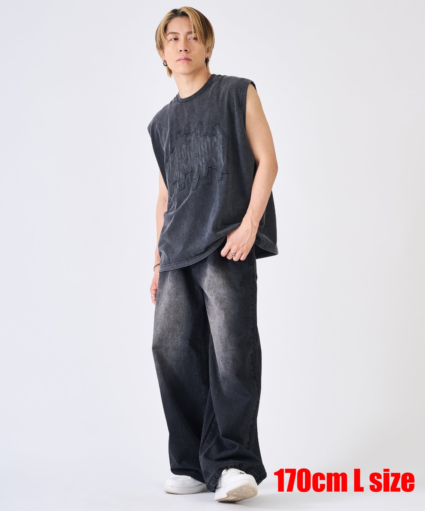 バックアーチロゴデニムパンツ