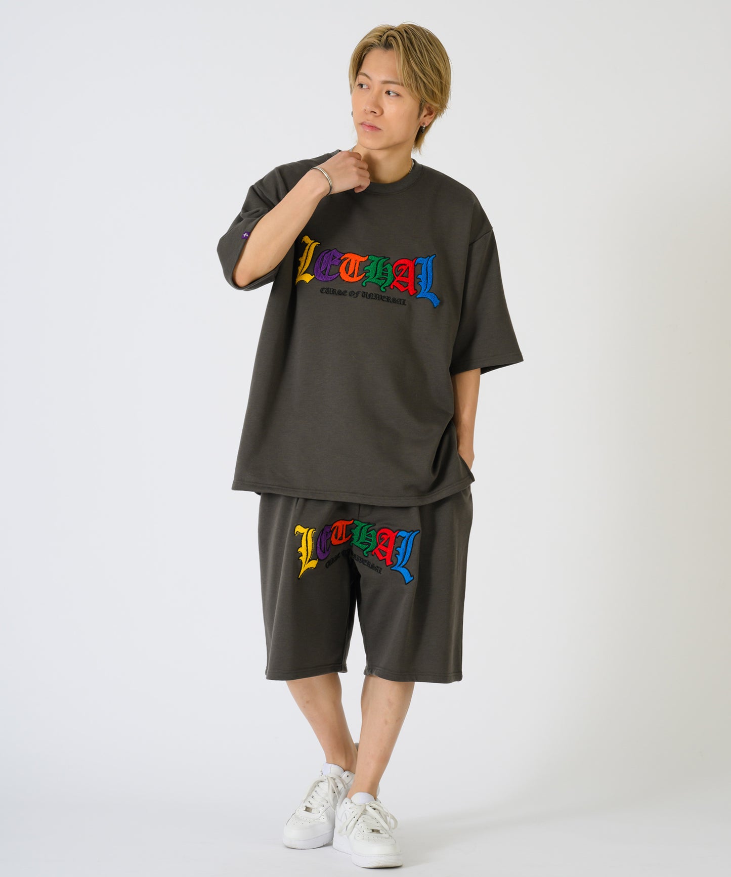 サガラ刺繍セットアップ