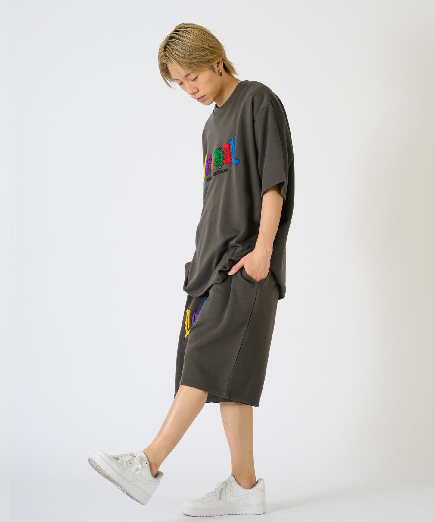 サガラ刺繍セットアップ