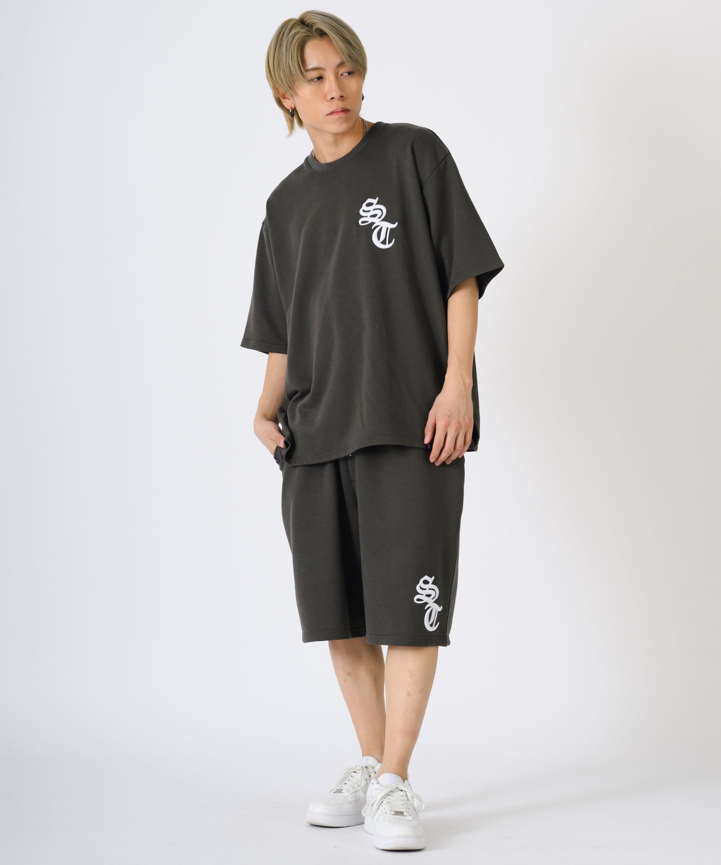 デニムアップリケTシャツ