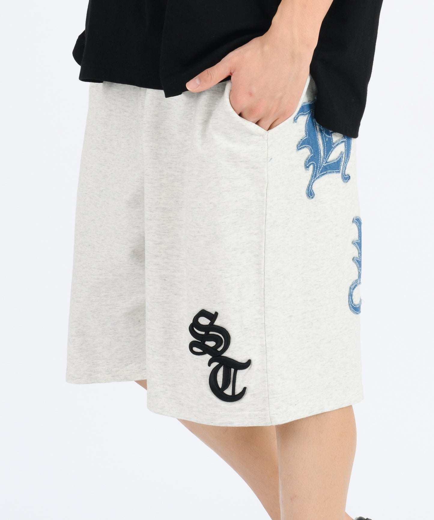 デニムアップリケショートパンツ