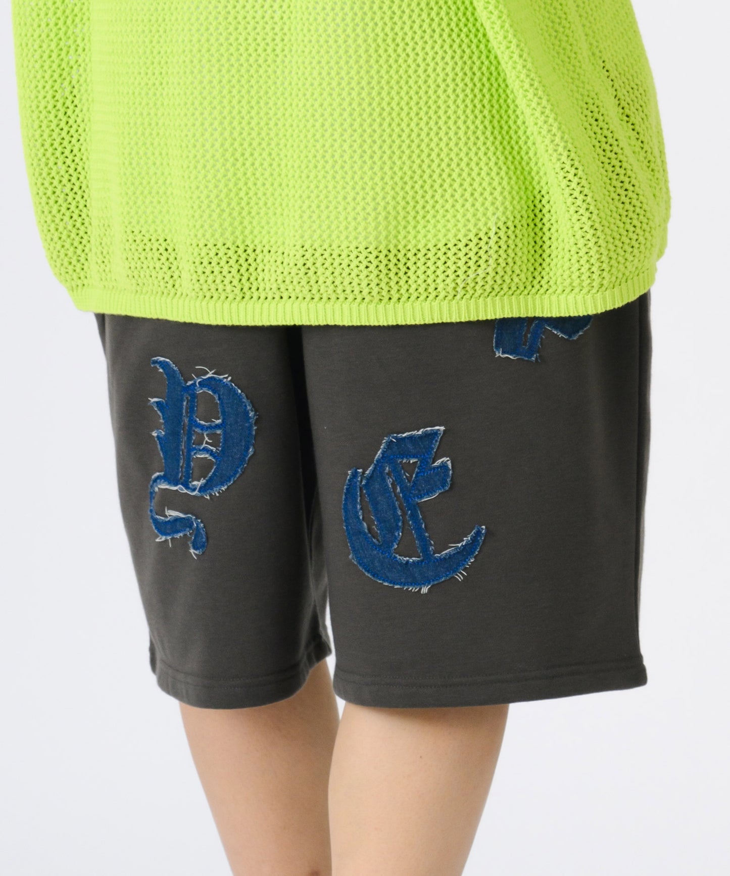 デニムアップリケショートパンツ