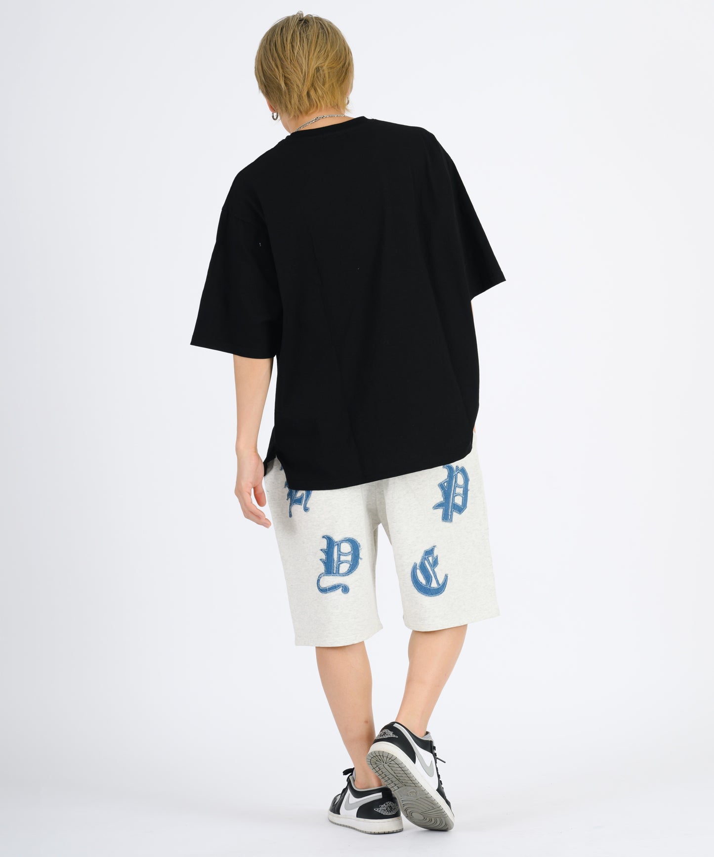 デニムアップリケショートパンツ