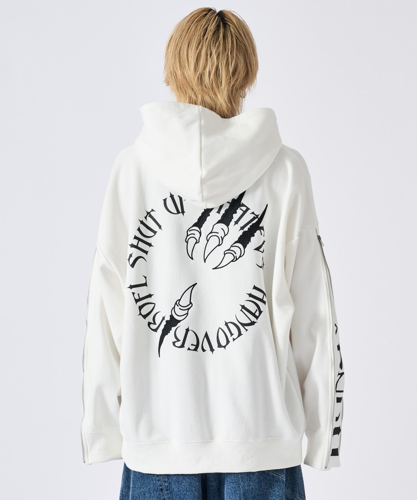 袖ジッププルパーカー