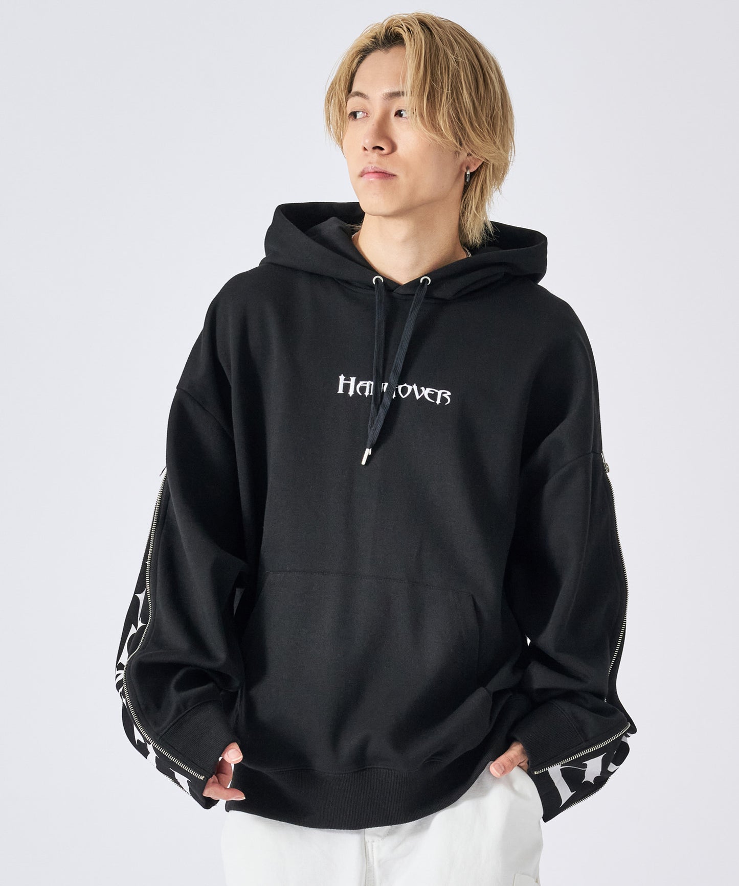 袖ジッププルパーカー