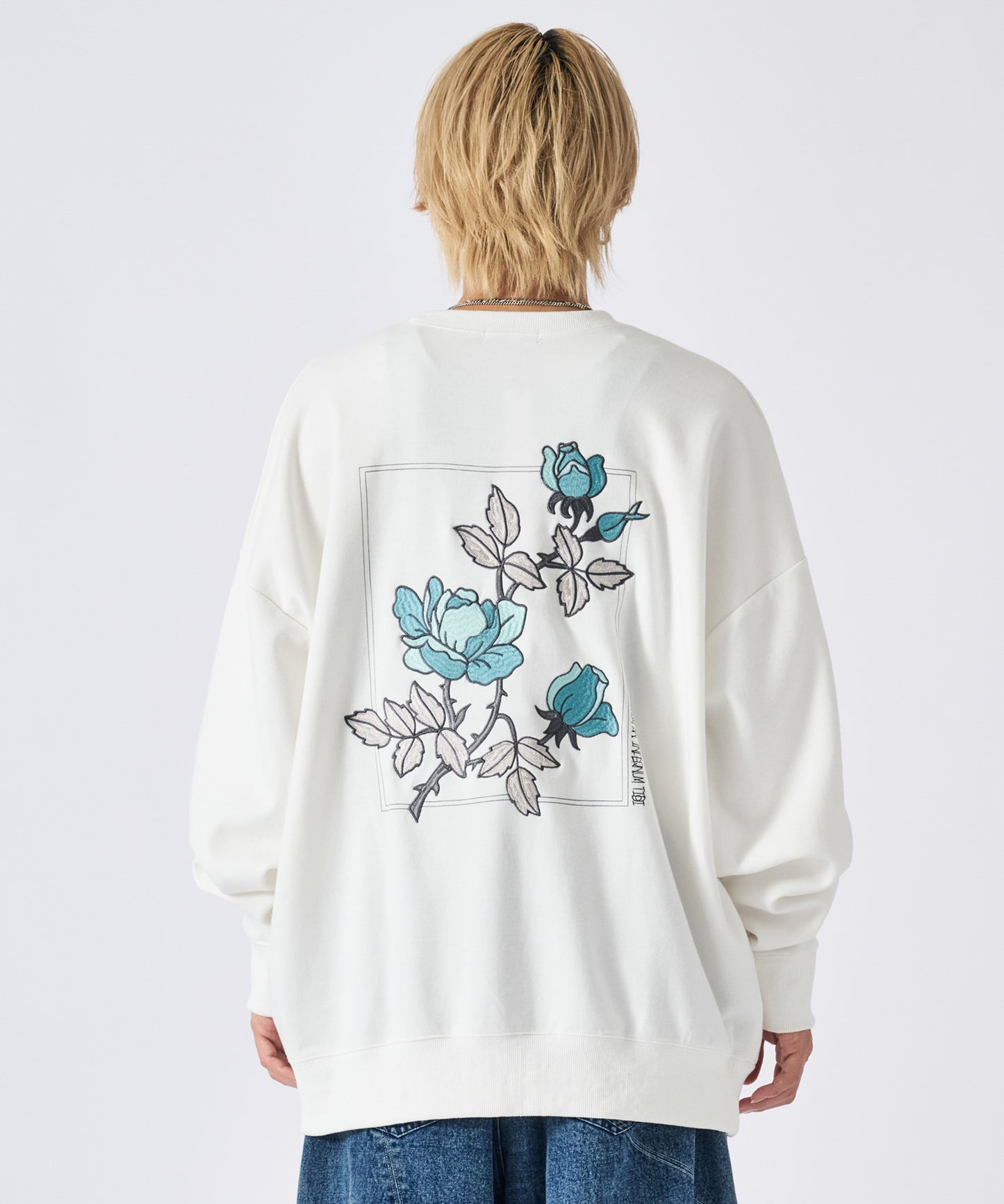 花柄刺繍ワイドトレーナー