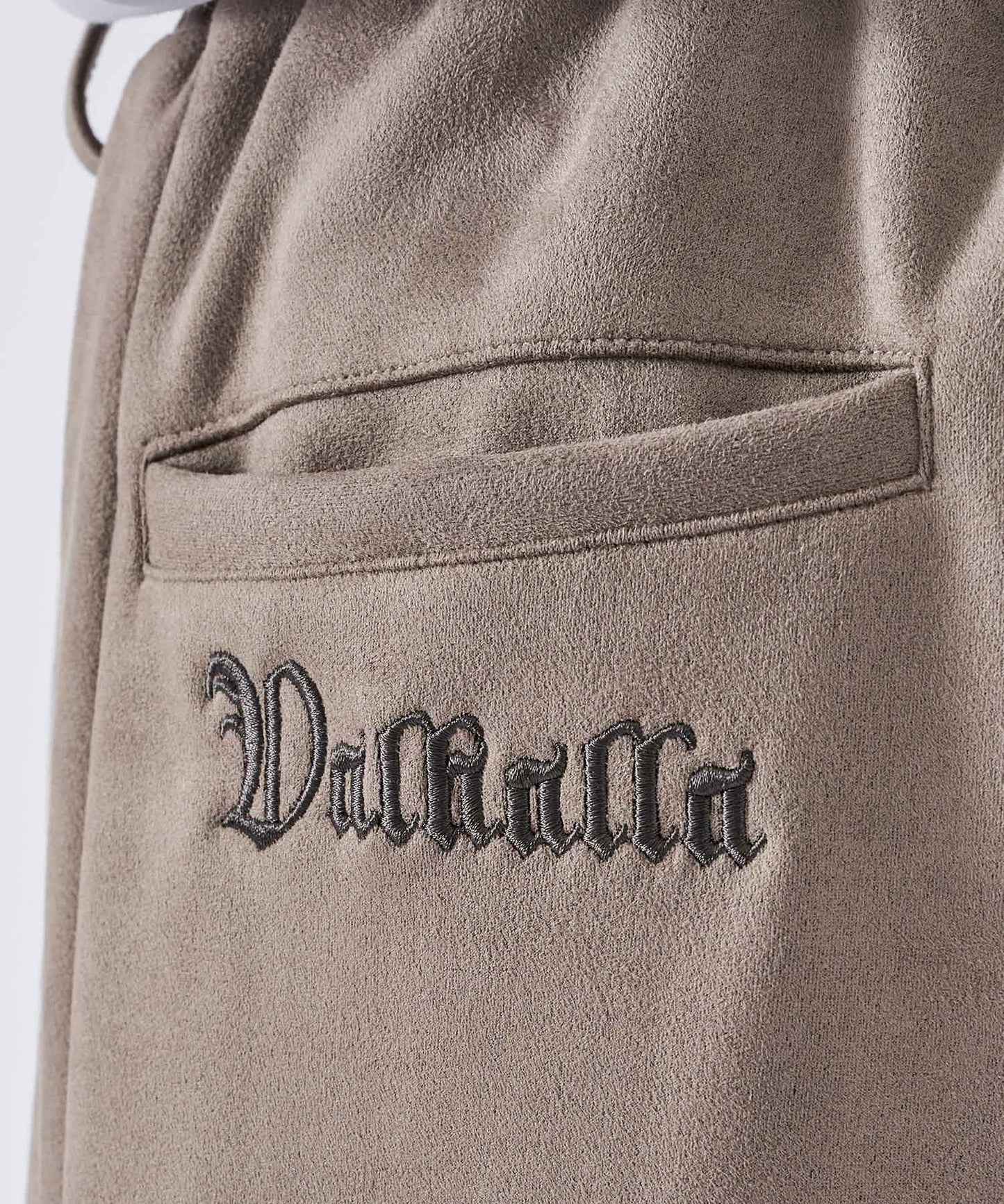 カットスエード クロスエンボス セットアップ