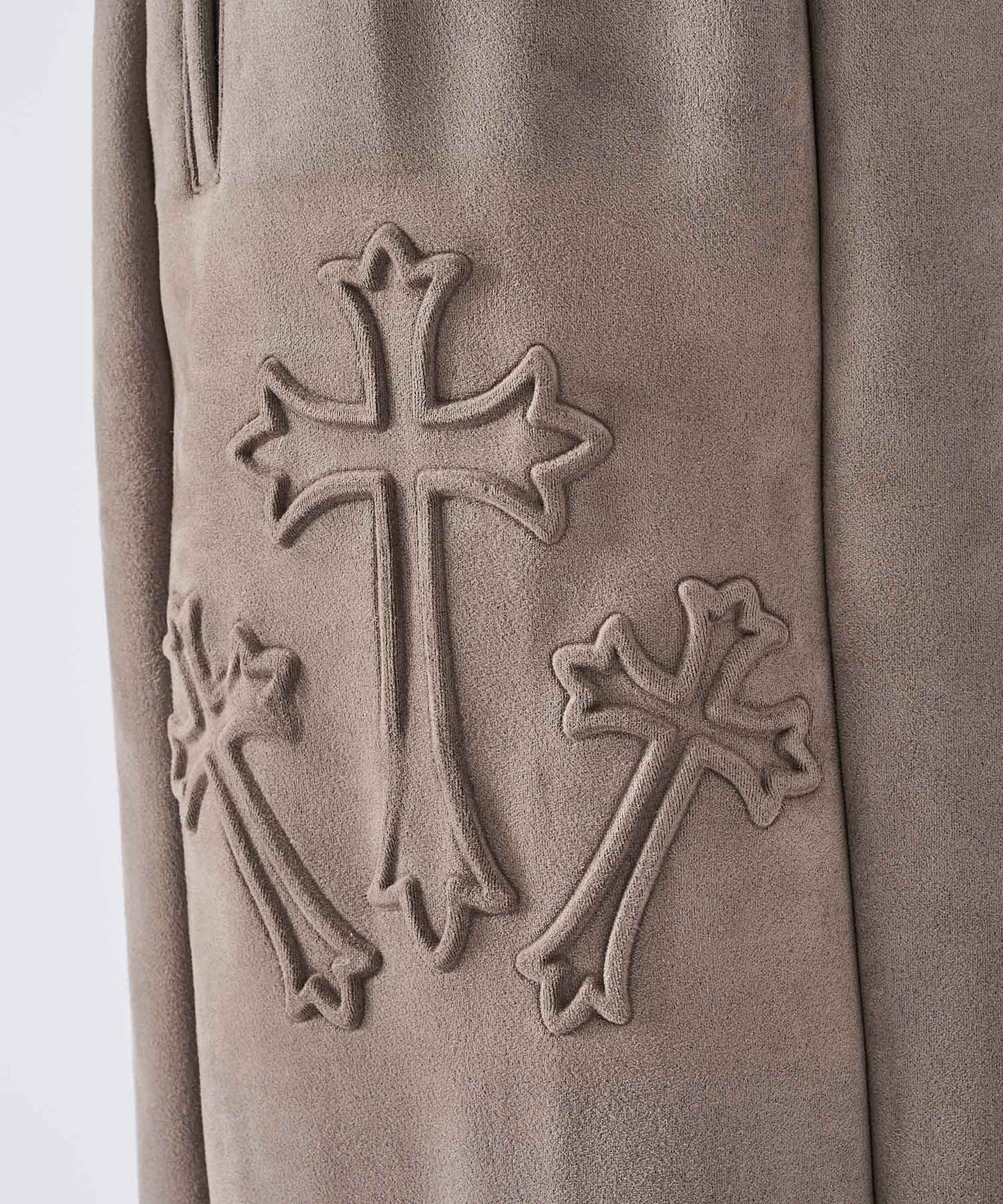 カットスエード クロスエンボス セットアップ