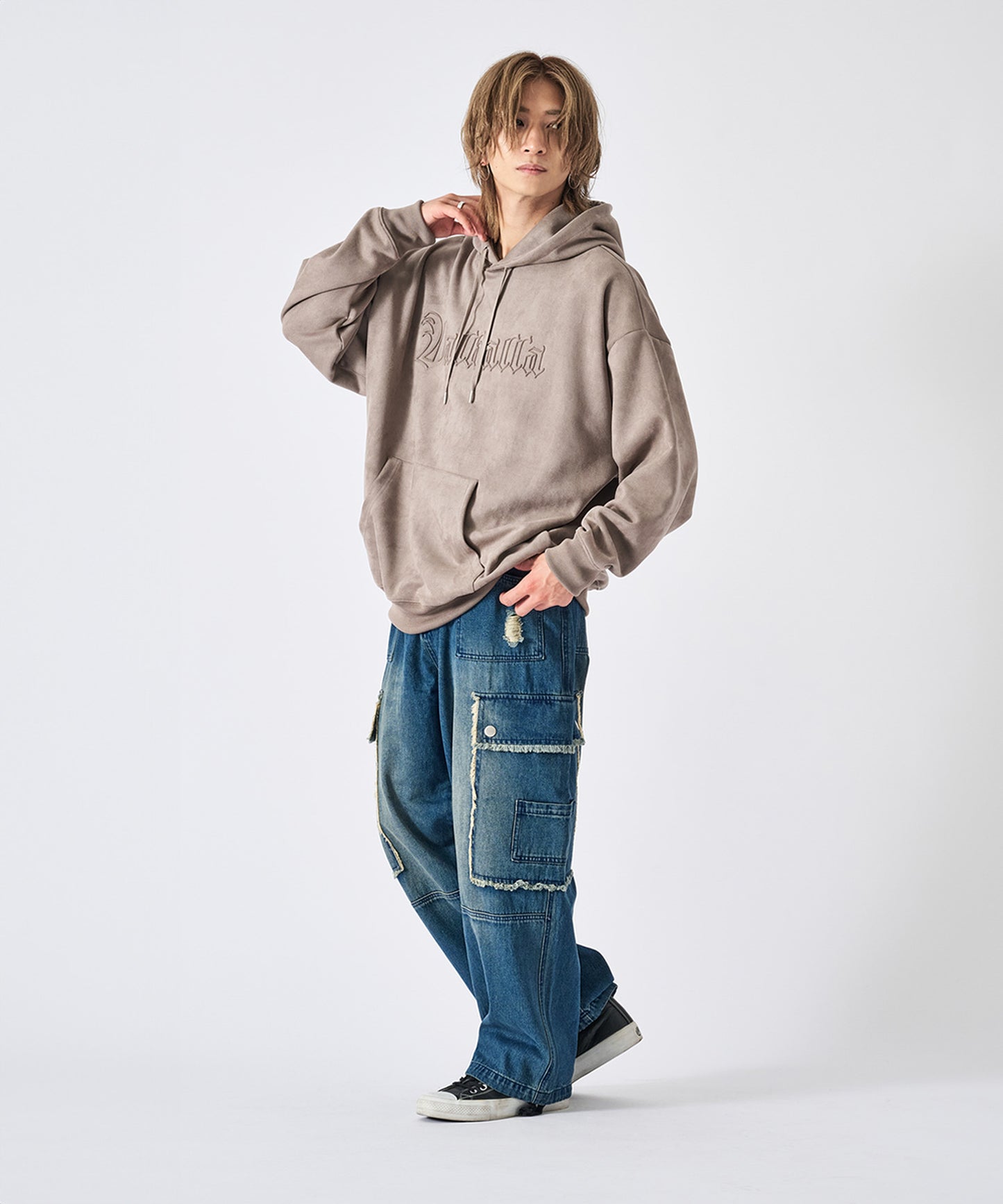 スエードエンボスプルパーカー