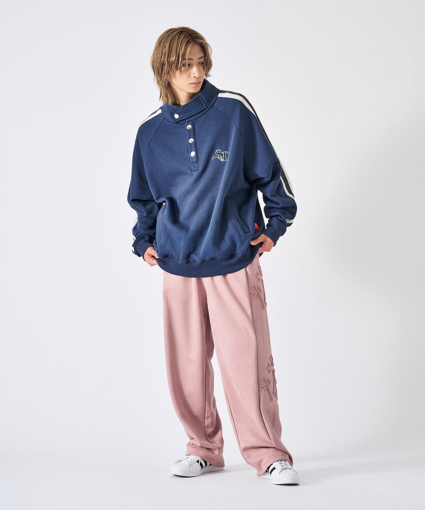 スエードエンボスワイドパンツ