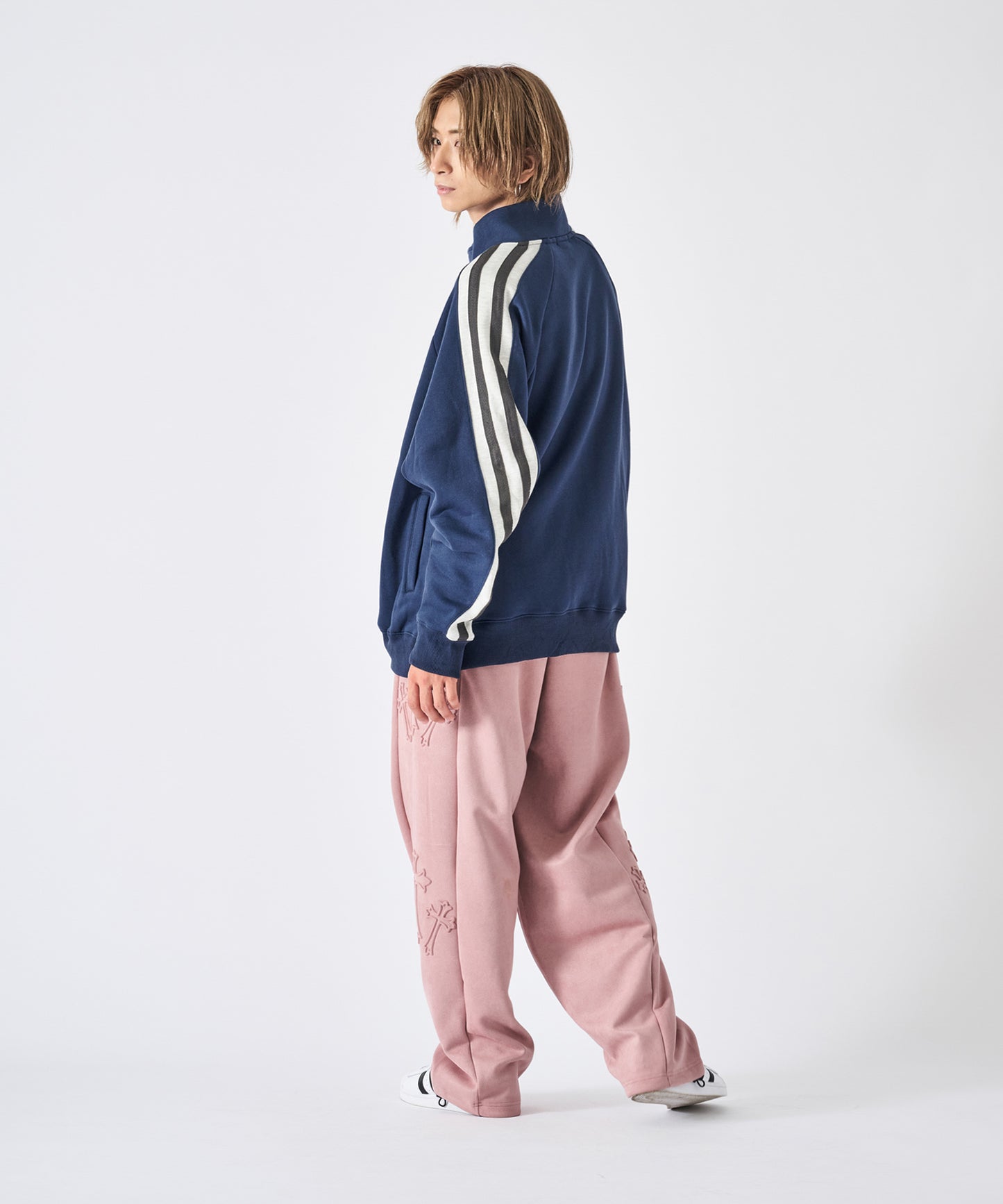 スエードエンボスワイドパンツ