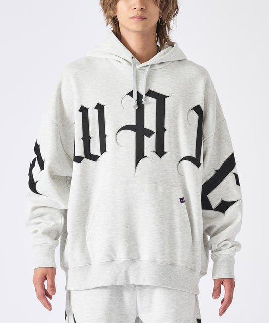 ビッグロゴ刺繍プルオーバーパーカー