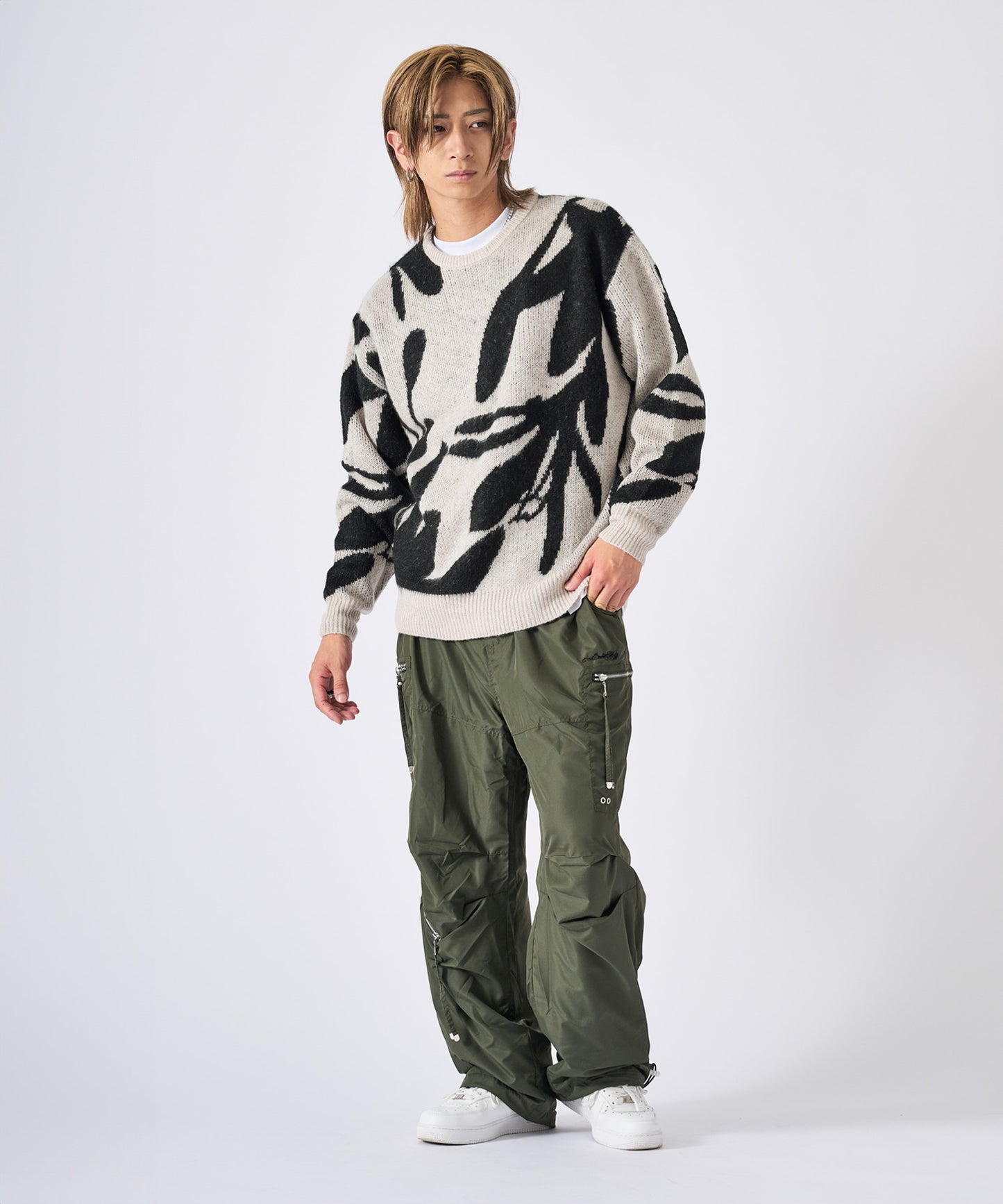 モヘアタッチ総柄クルーネックニット