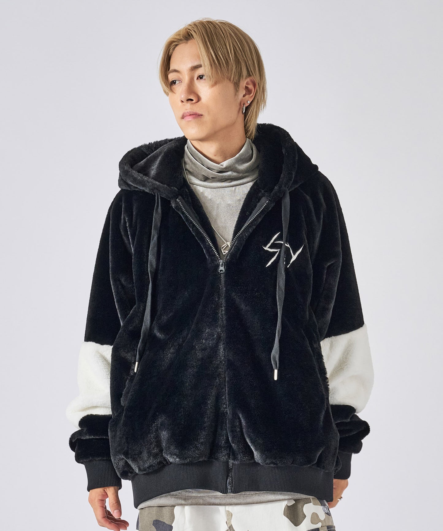 猫耳フードブルゾン