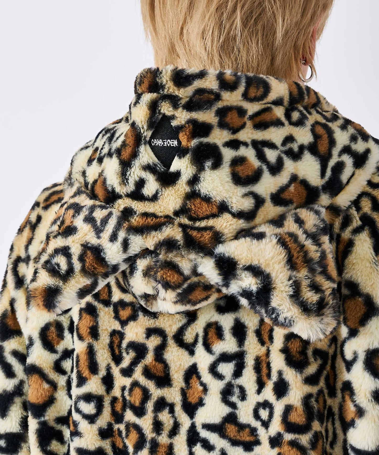 猫耳フードブルゾン