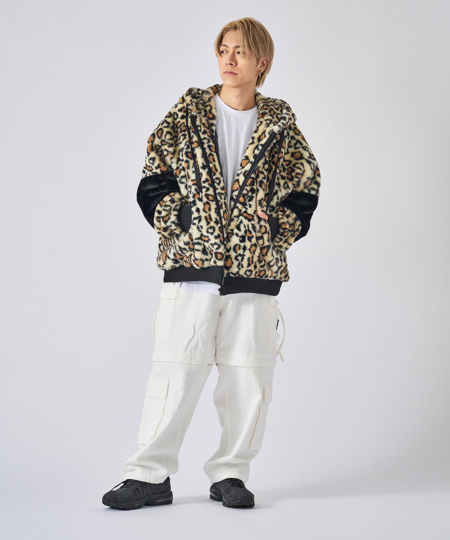 猫耳フードブルゾン