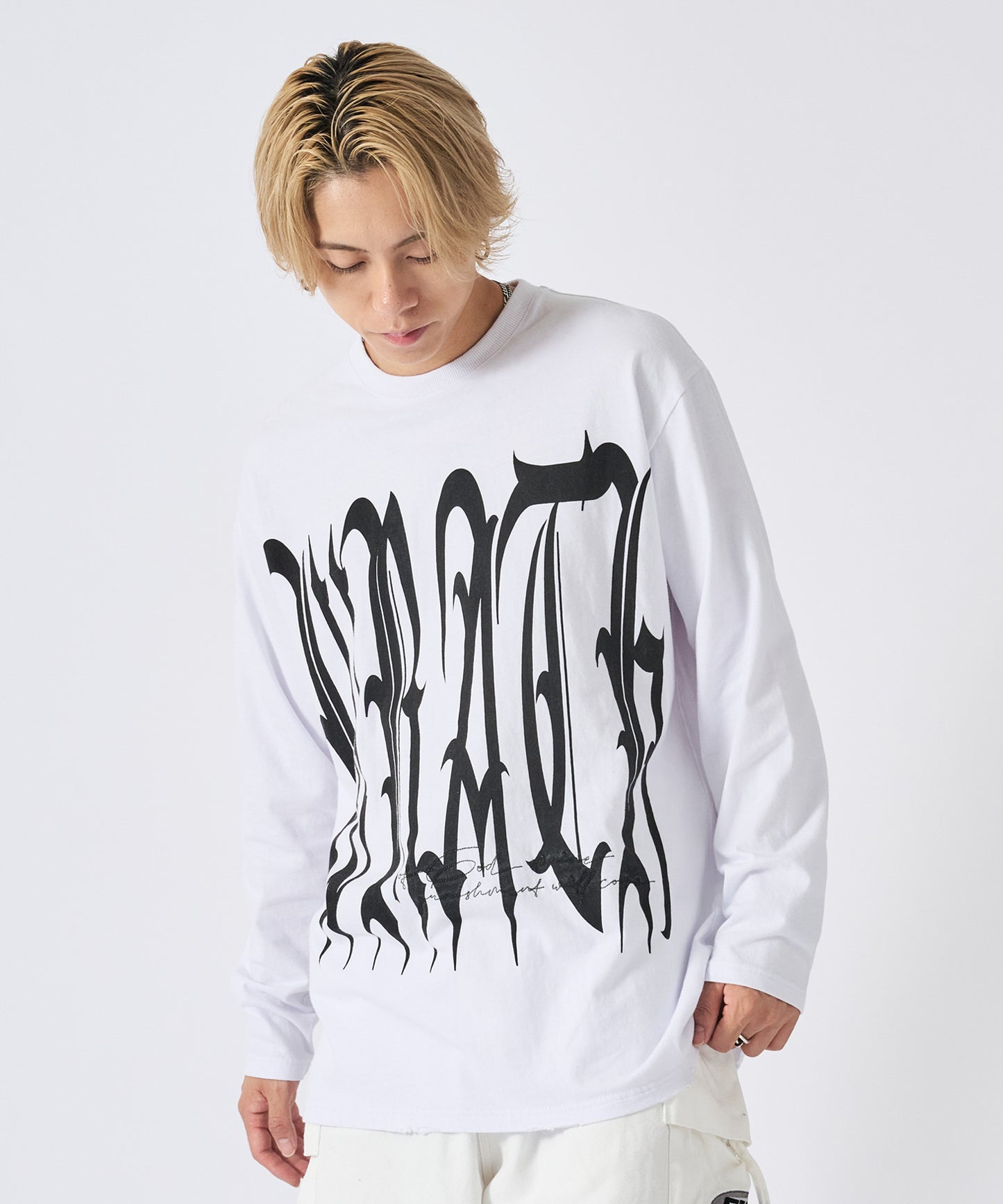 ビッグロゴ長袖Tee