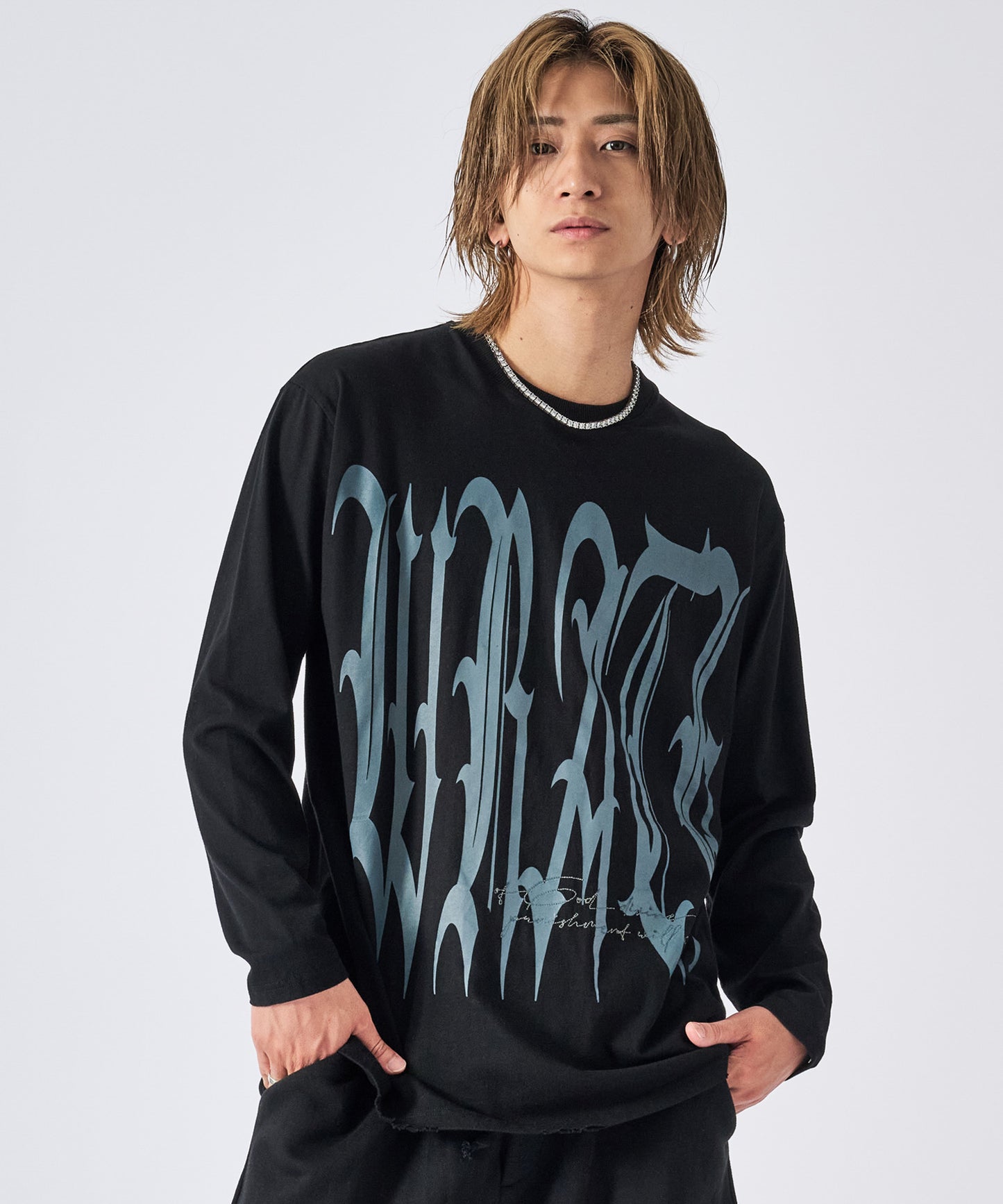 ビッグロゴ長袖Tee