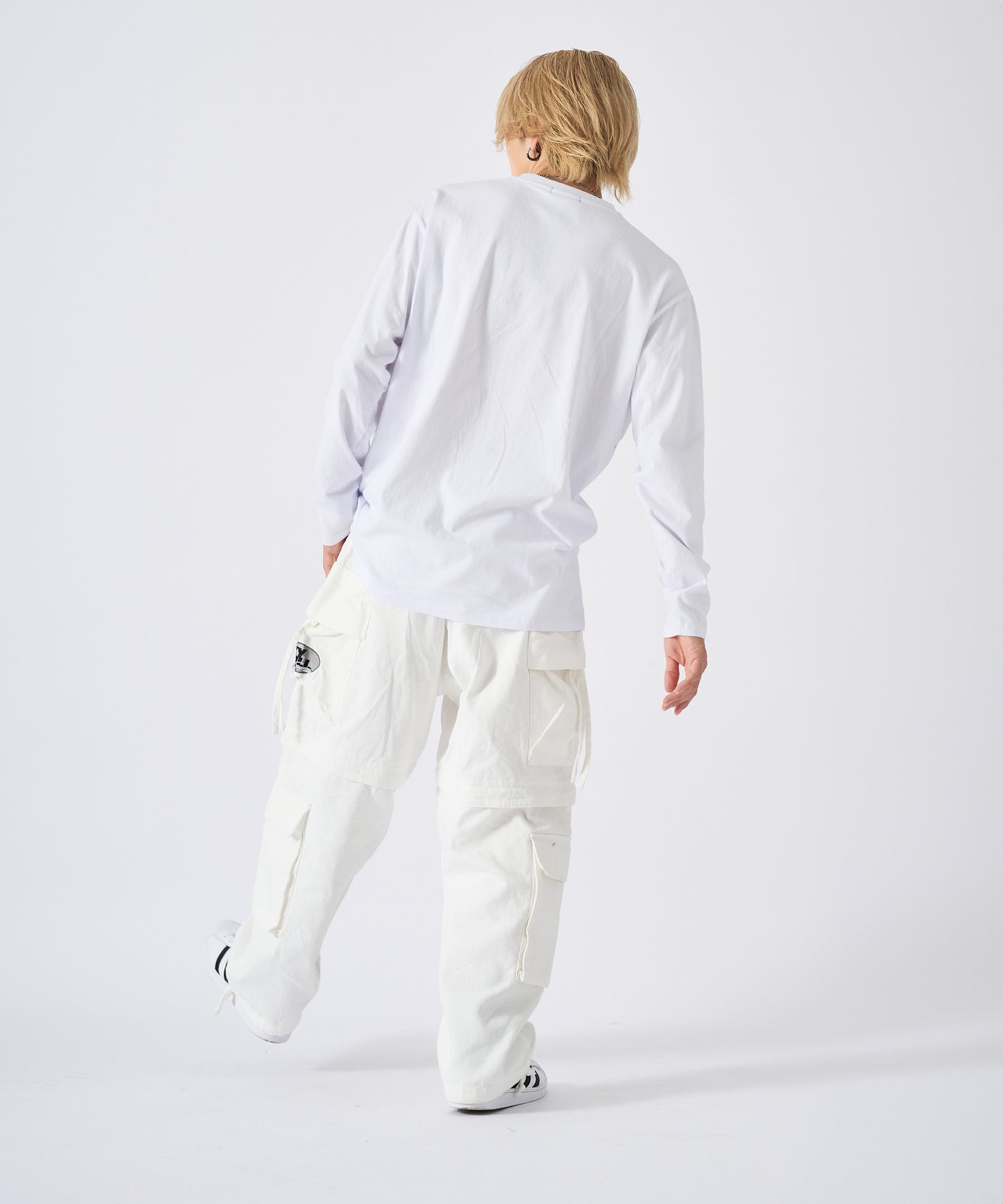 ビッグロゴ長袖Tee