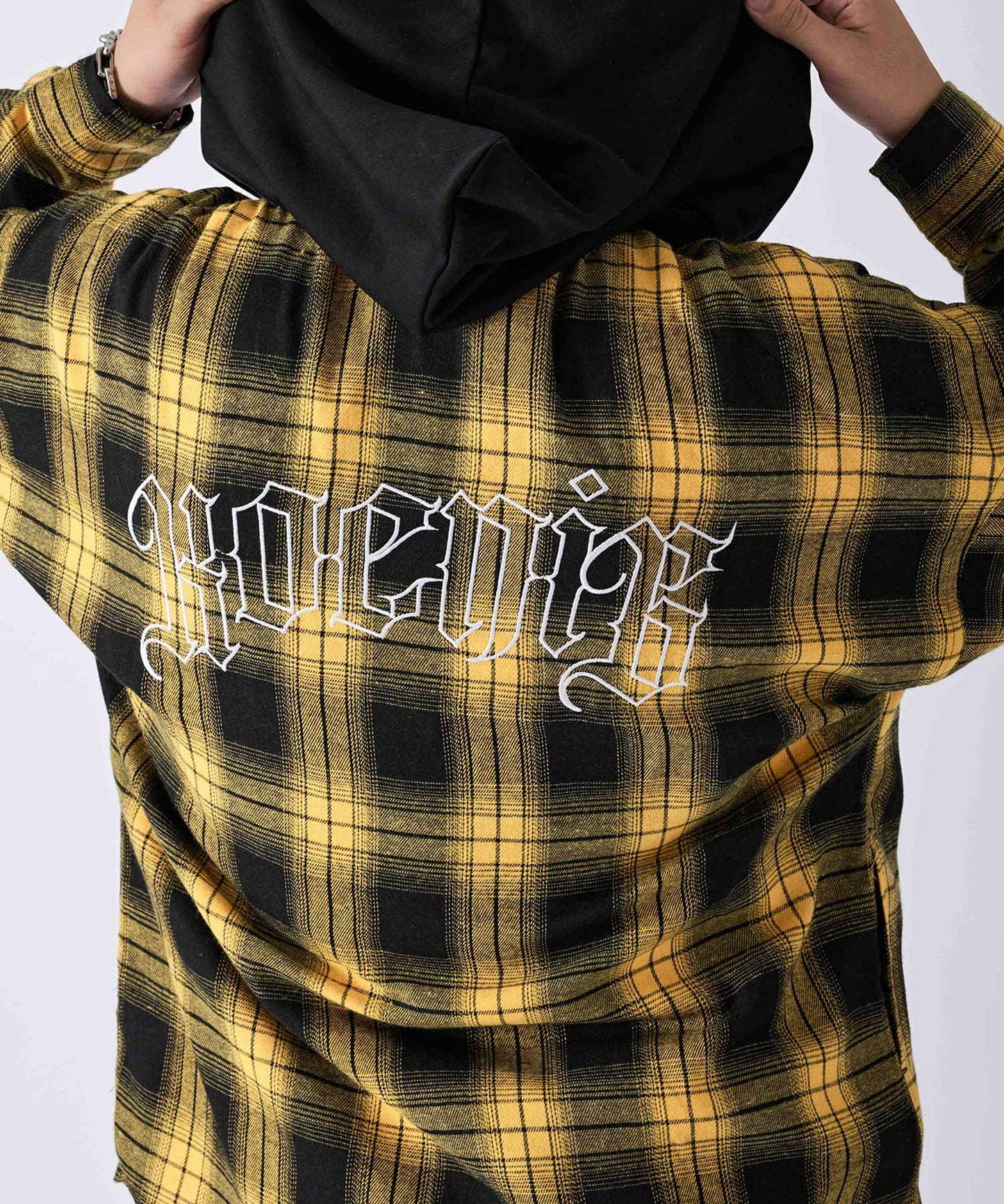 フード付き チェックシャツ