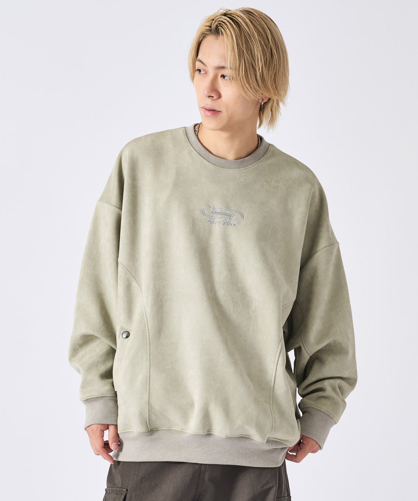 カットスエード パイピングデザイントレーナー