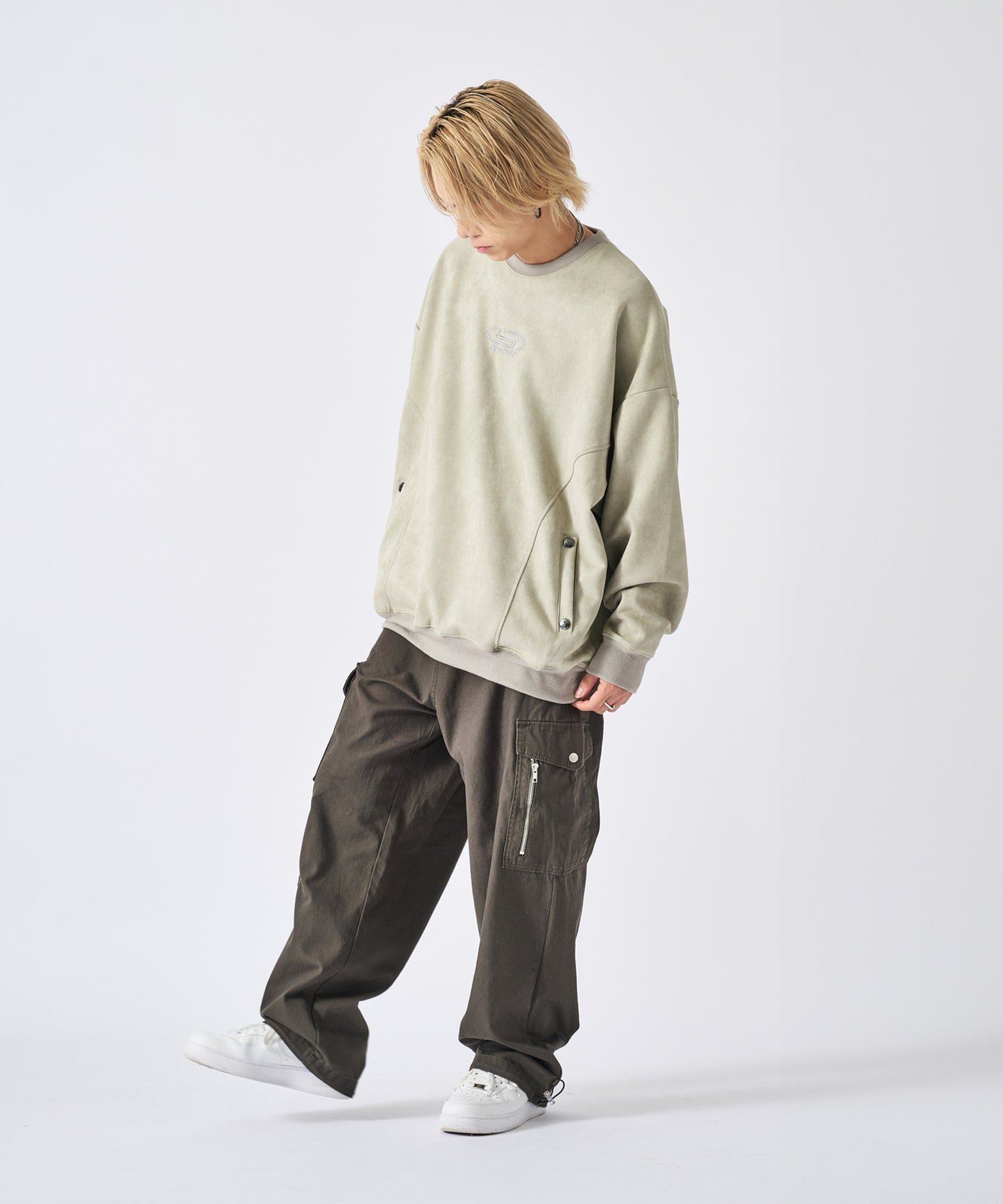 カットスエード パイピングデザイントレーナー