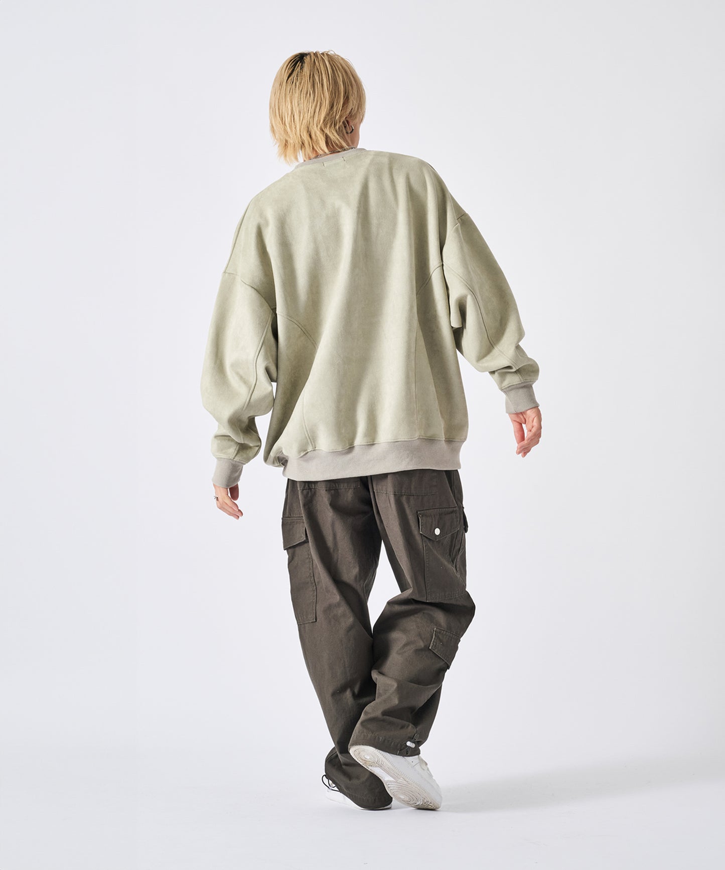 カットスエード パイピングデザイントレーナー