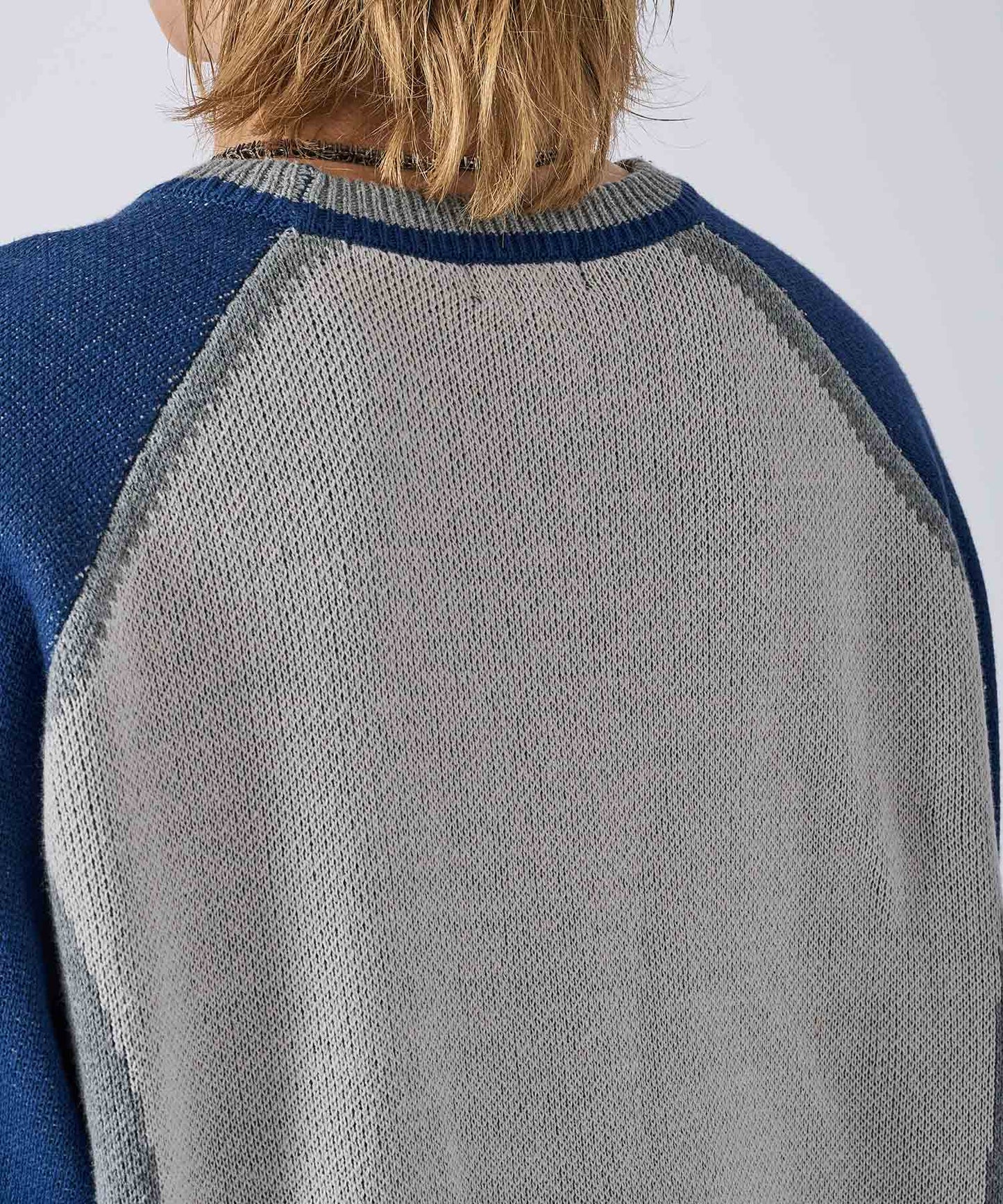 配色ロゴニット