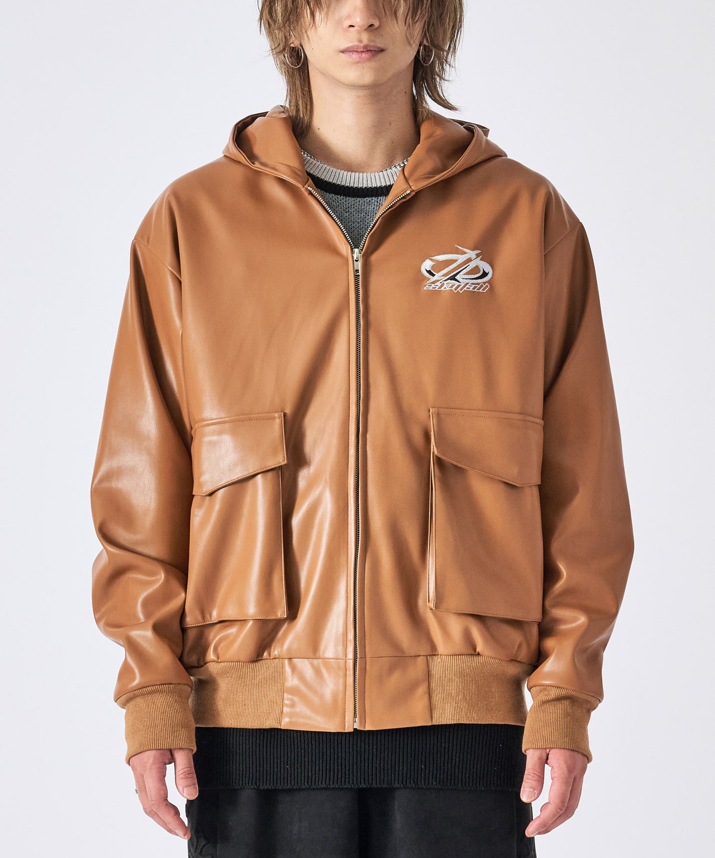 フーデッドフェイクレザージャケット