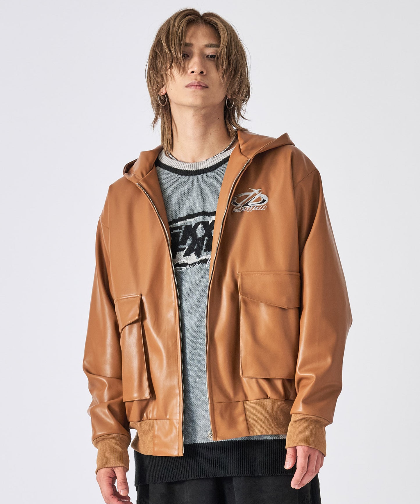 フーデッドフェイクレザージャケット