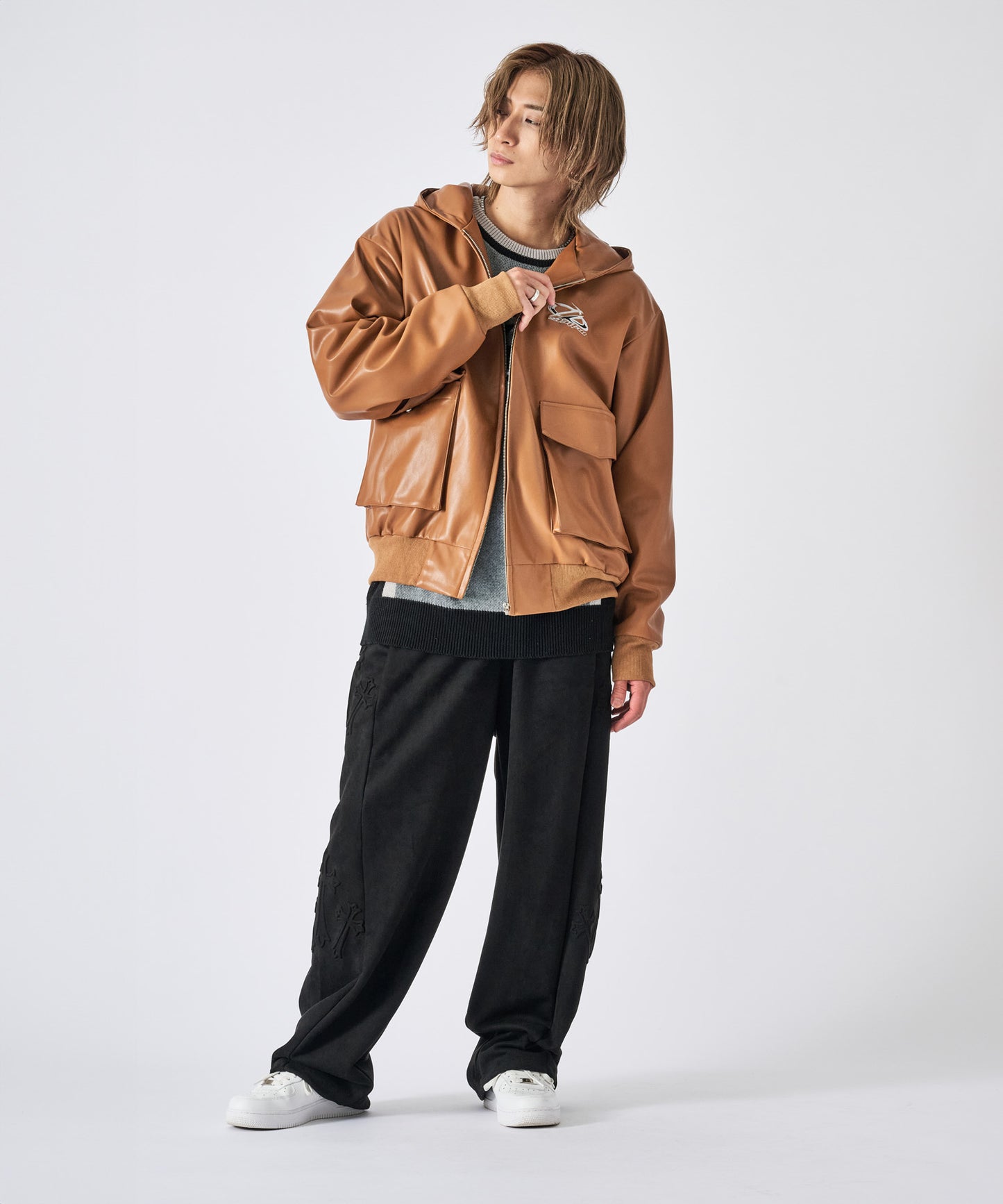 フーデッドフェイクレザージャケット