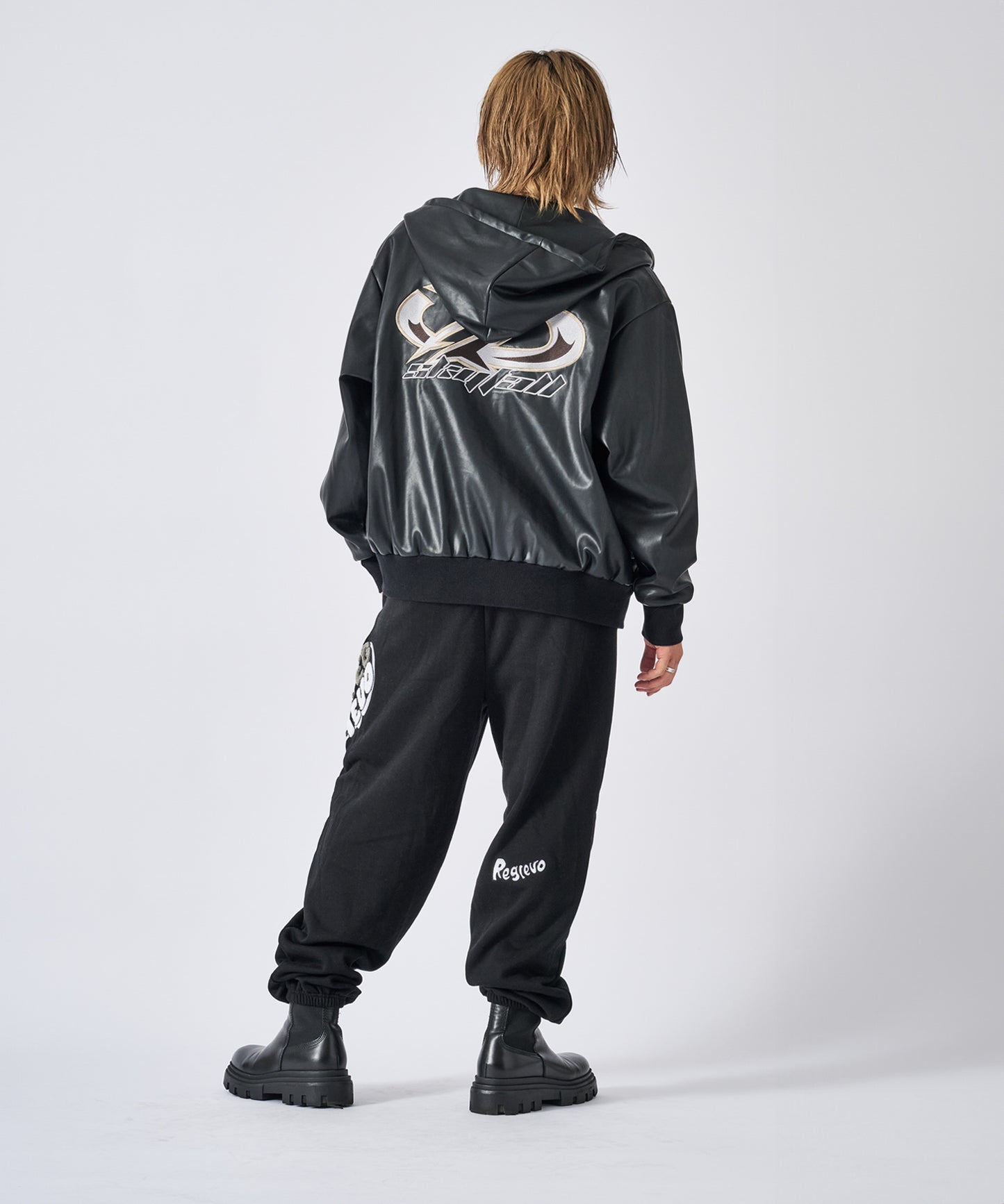 フーデッドフェイクレザージャケット