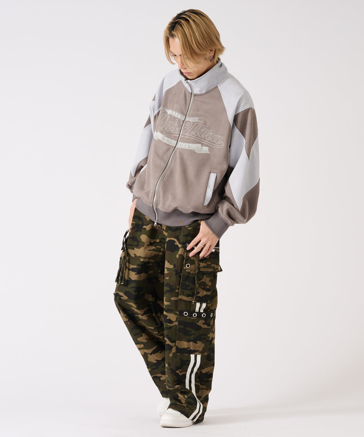 配色切り替えトラックジャケット