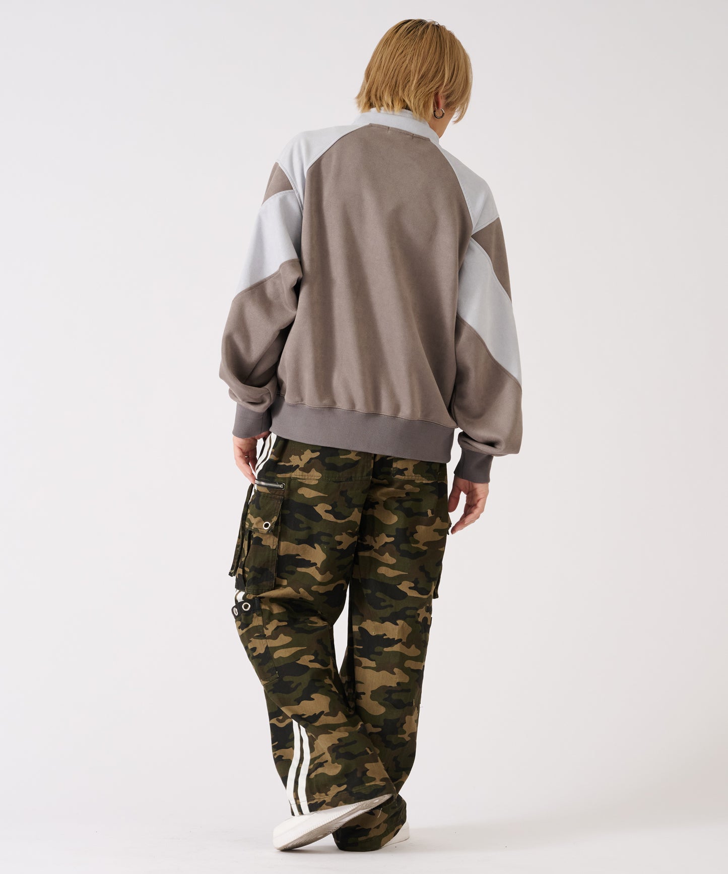 配色切り替えトラックジャケット