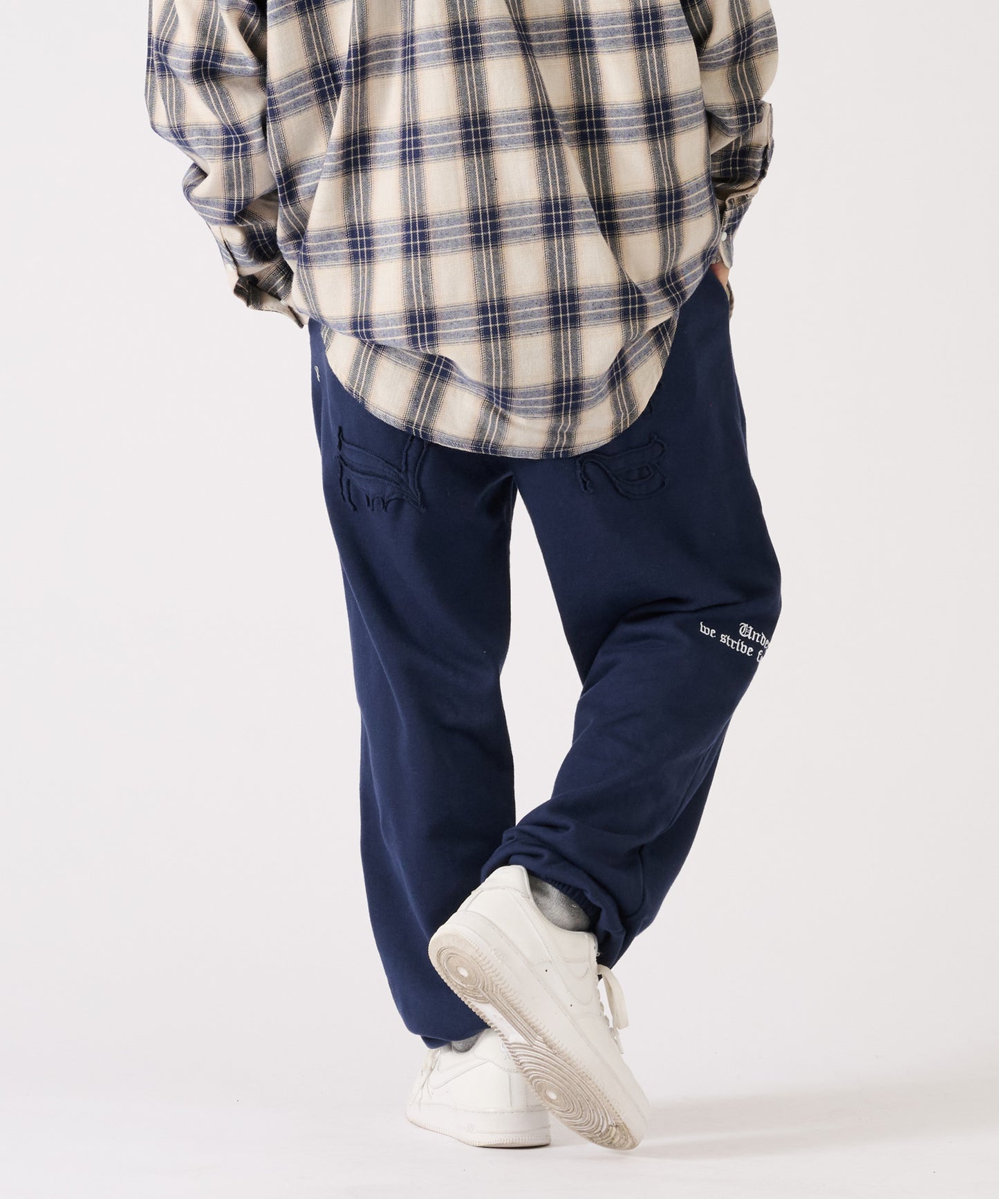ビックロゴアップリケパンツ