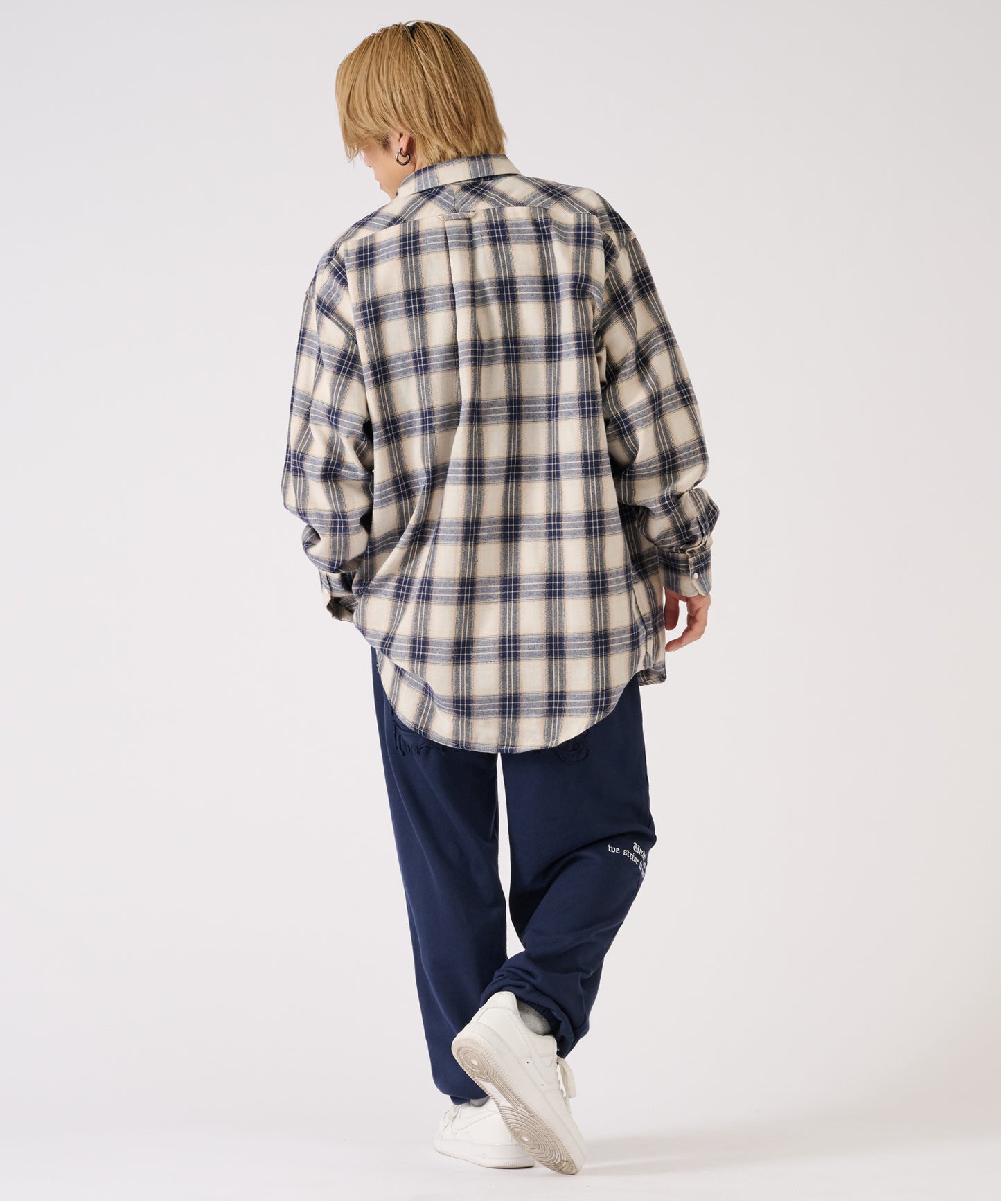 ビックロゴアップリケパンツ