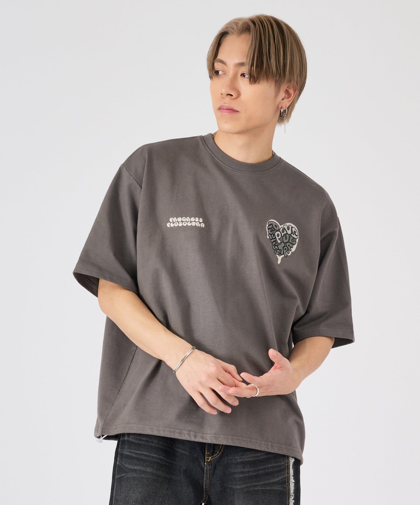 ハートサガラ刺繍半袖Tee