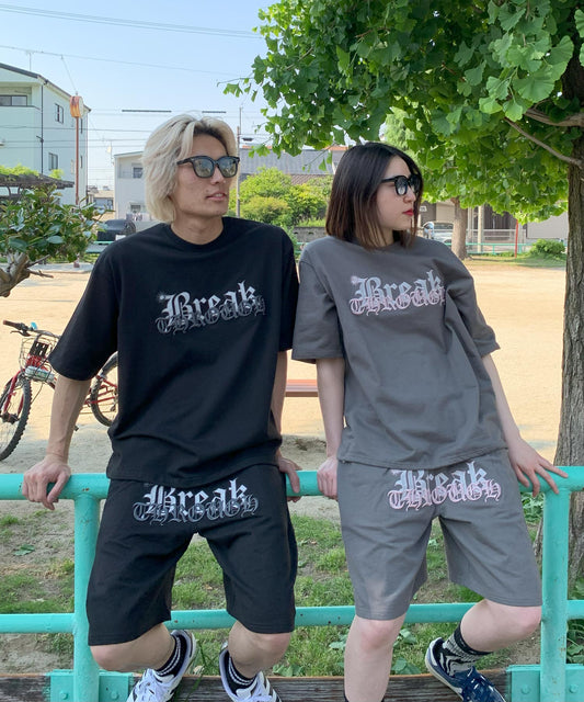 ロゴ刺繍セットアップ