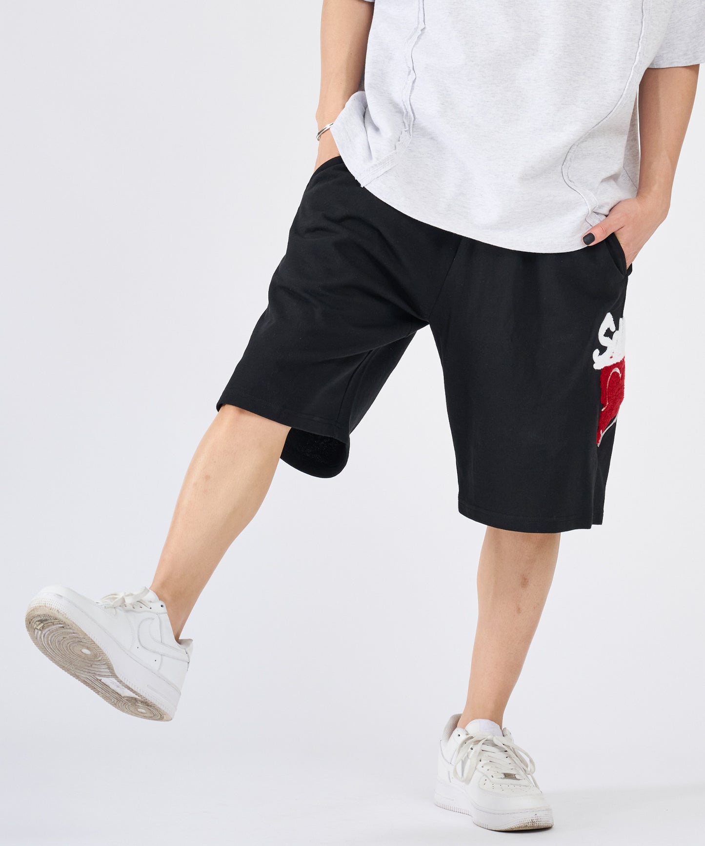 ハートサガラ刺繍ショートパンツ
