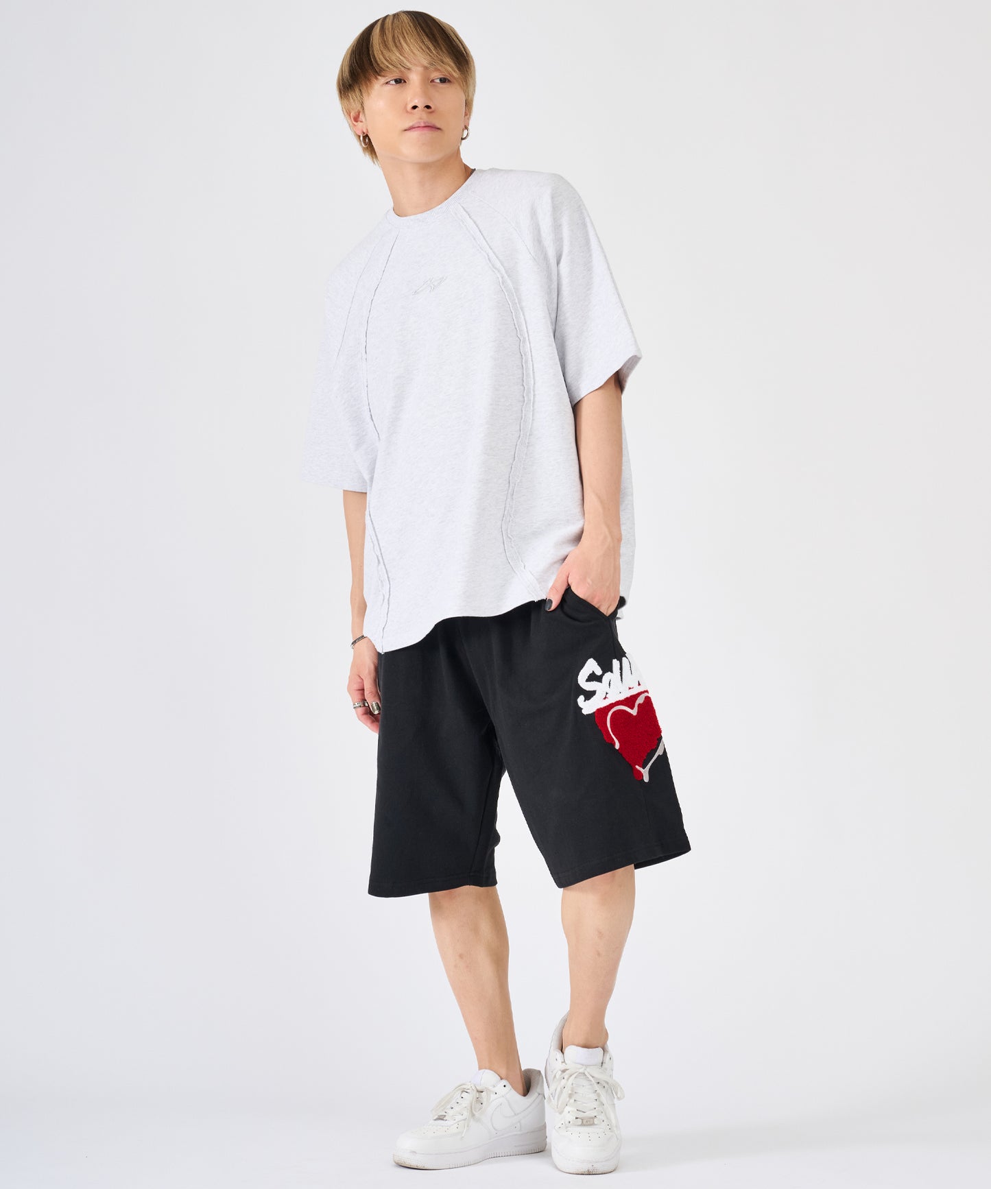 ハートサガラ刺繍ショートパンツ