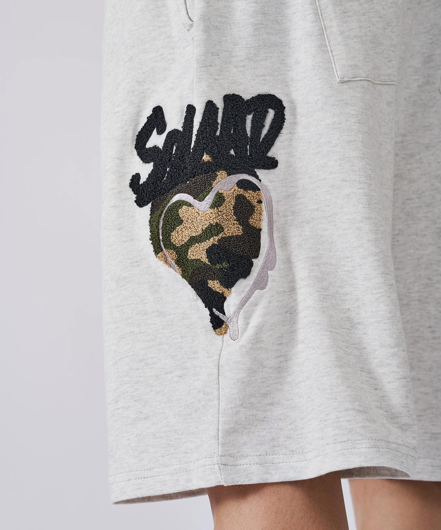 ハートサガラ刺繍ショートパンツ