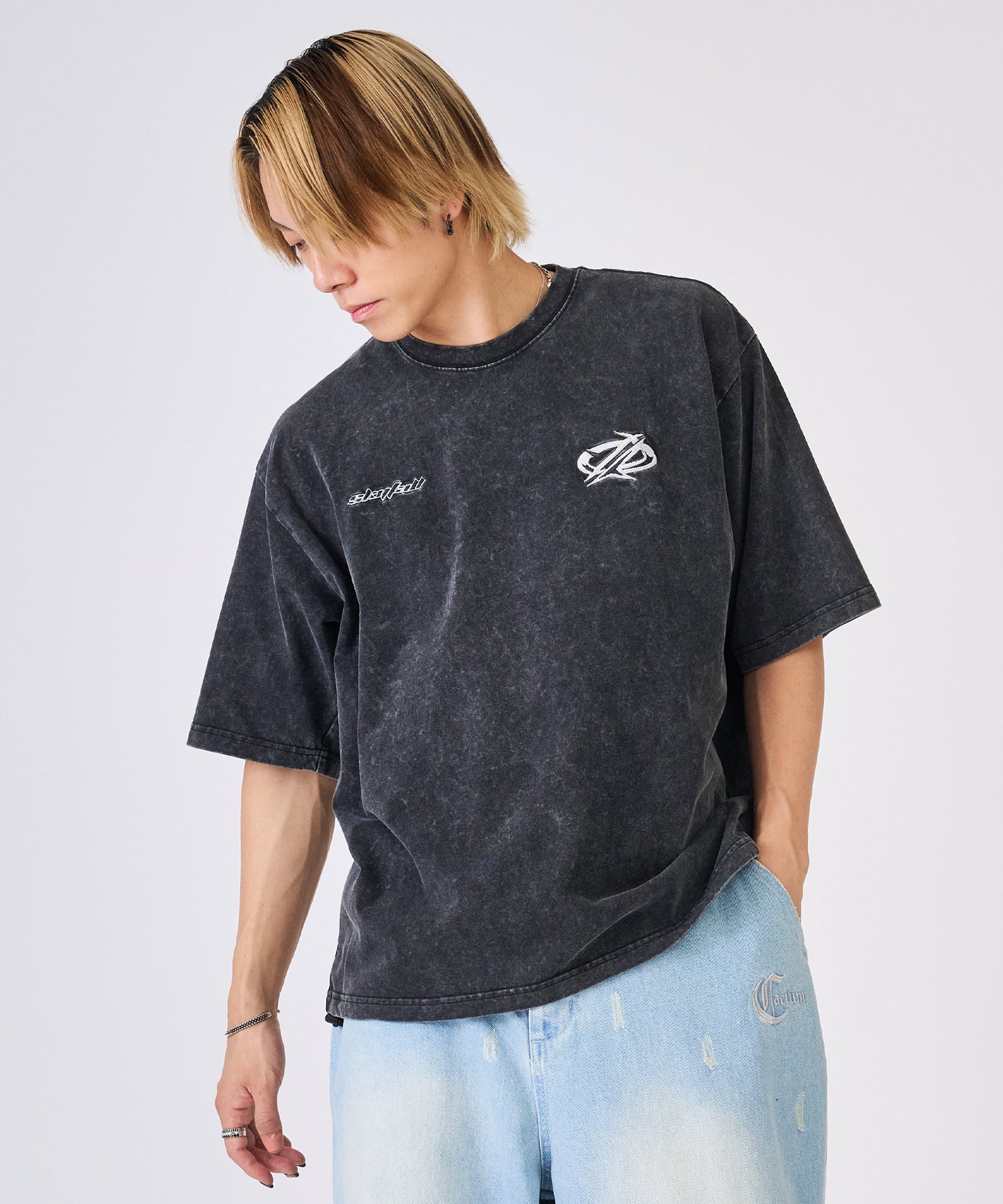 カットオフアップリケ半袖Tee