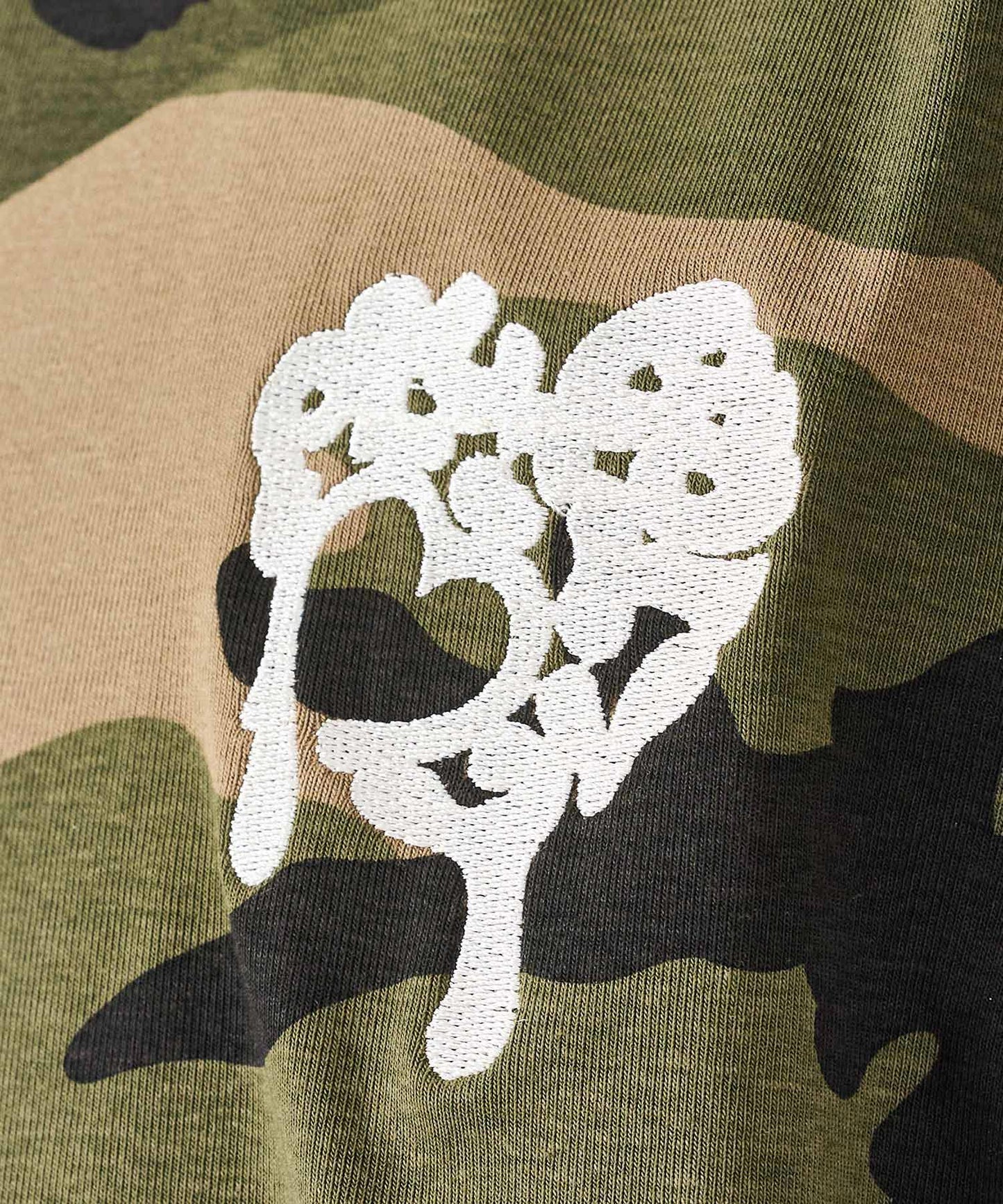 ハートサガラ刺繍半袖Tee