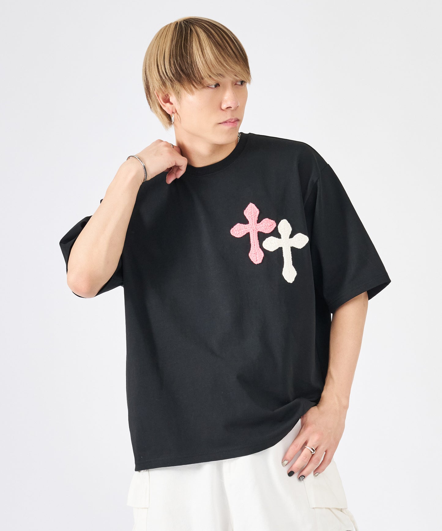 極太糸クロス刺繍半袖Tee