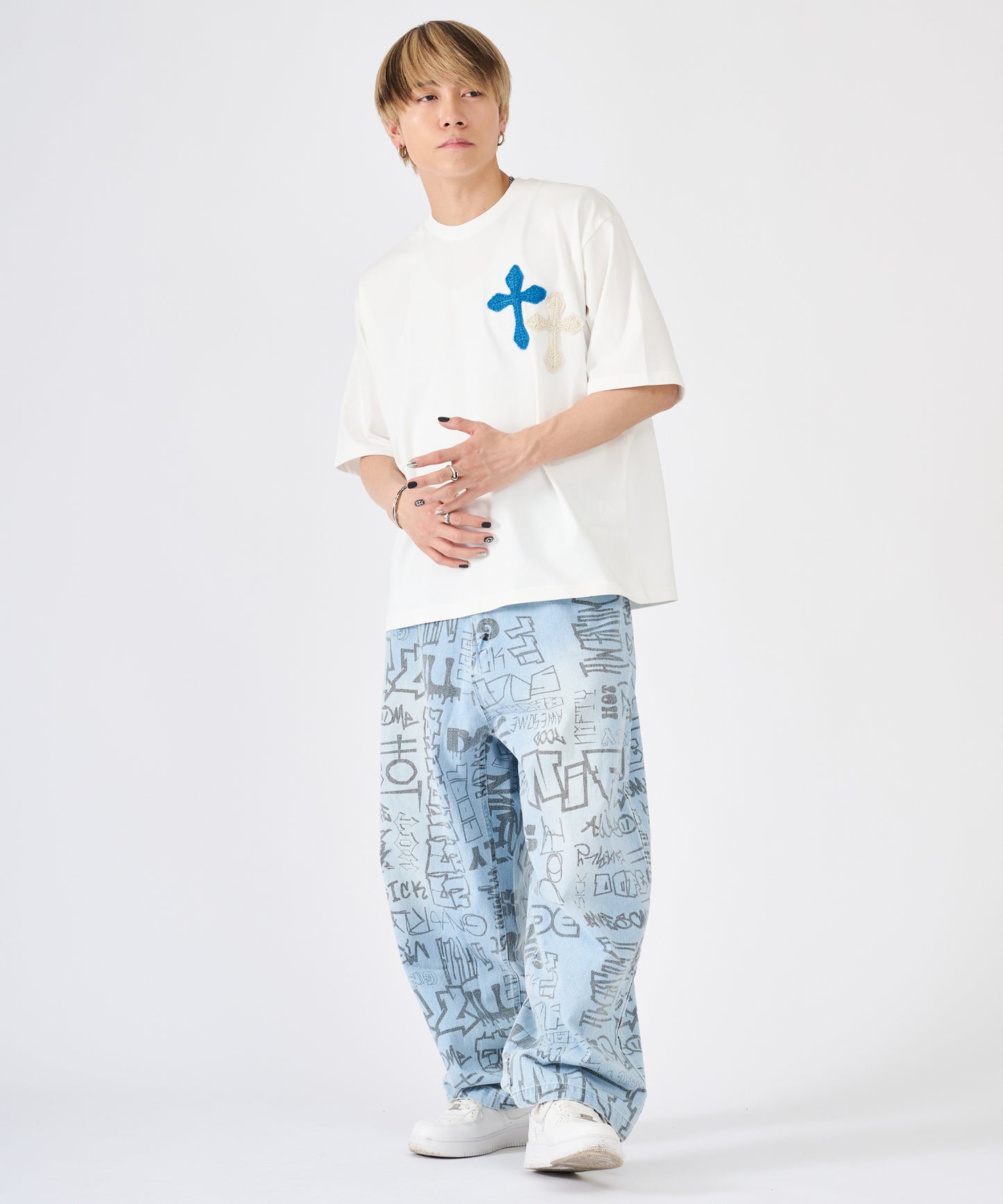 極太糸クロス刺繍半袖Tee