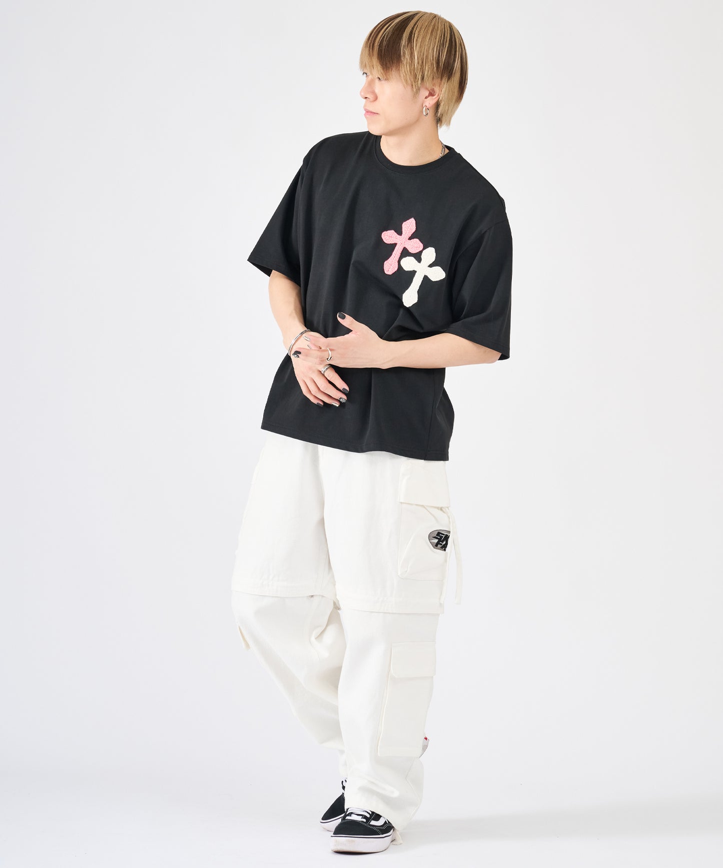 極太糸クロス刺繍半袖Tee