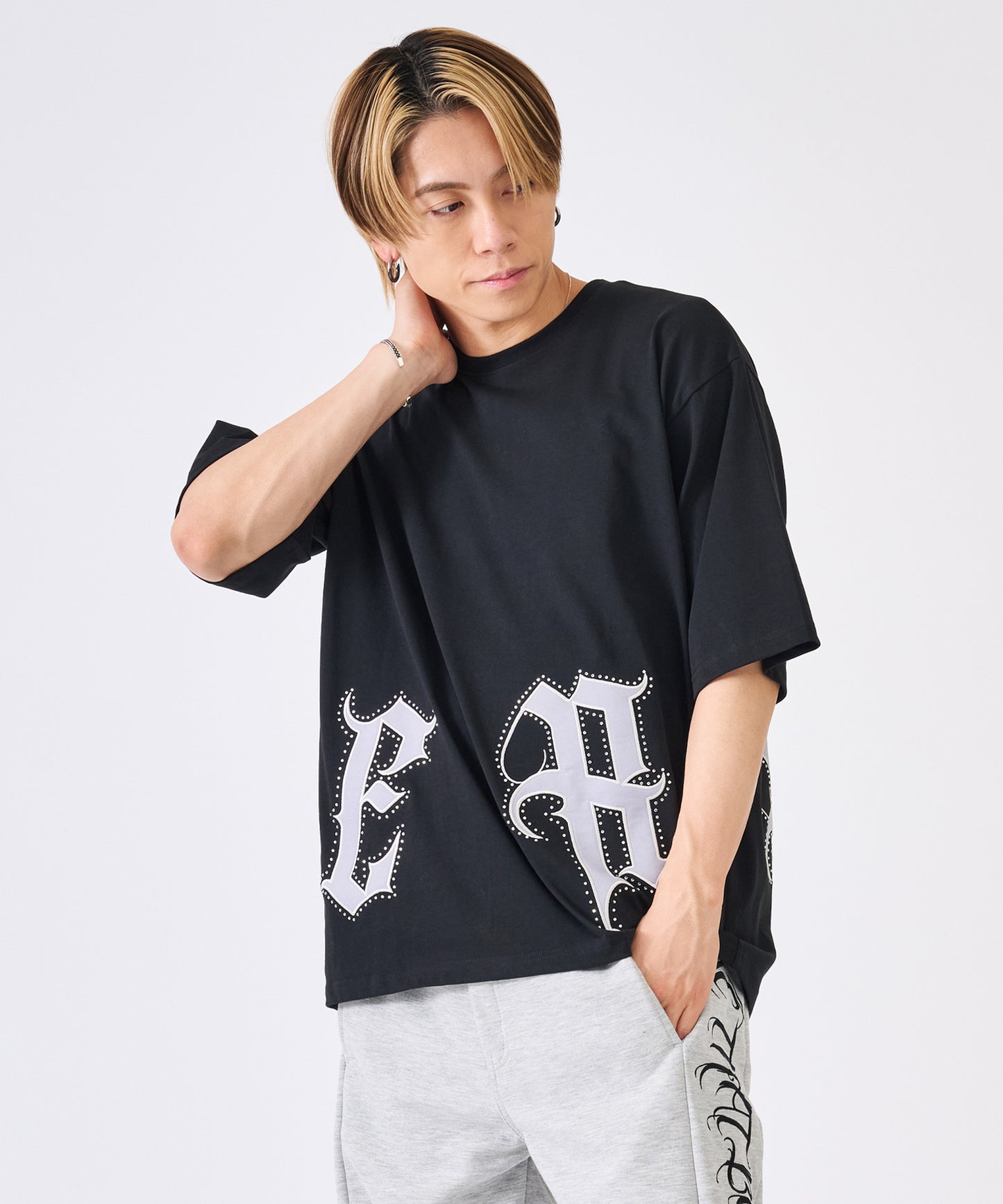 アップリケラインストーン半袖Tee