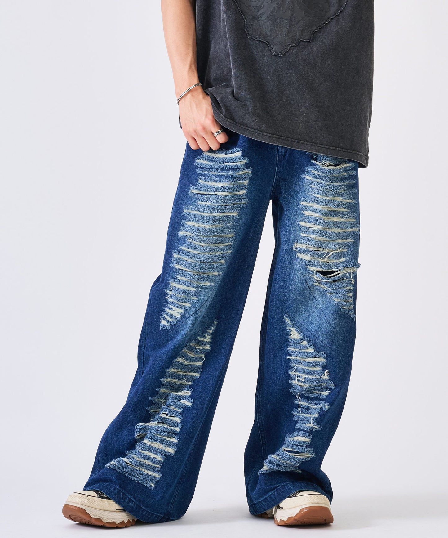 デストロイデニムパンツ