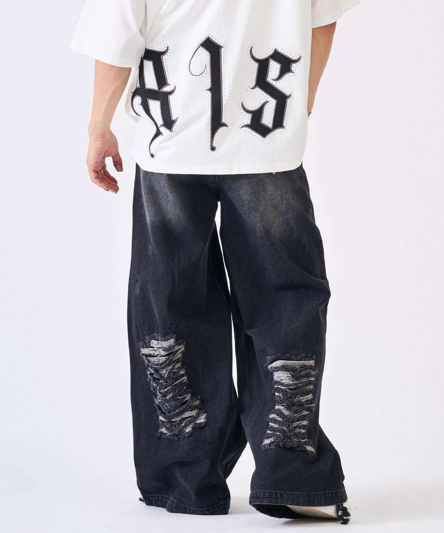 デストロイデニムパンツ
